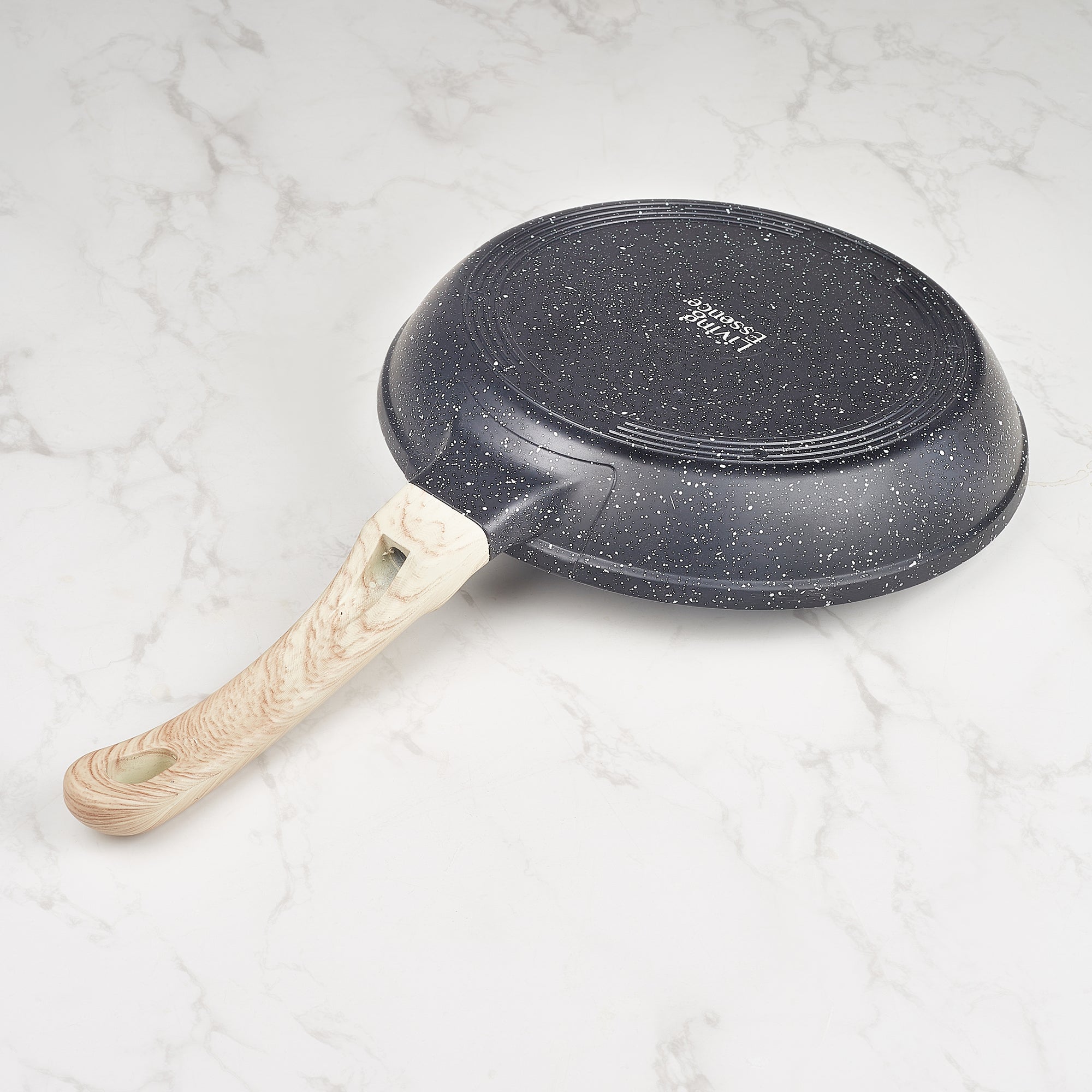 MasterCook+ 100% Virgin Aluminium Die-Cast Taper Fry Pan 24 Cm in Black & Wood Colour