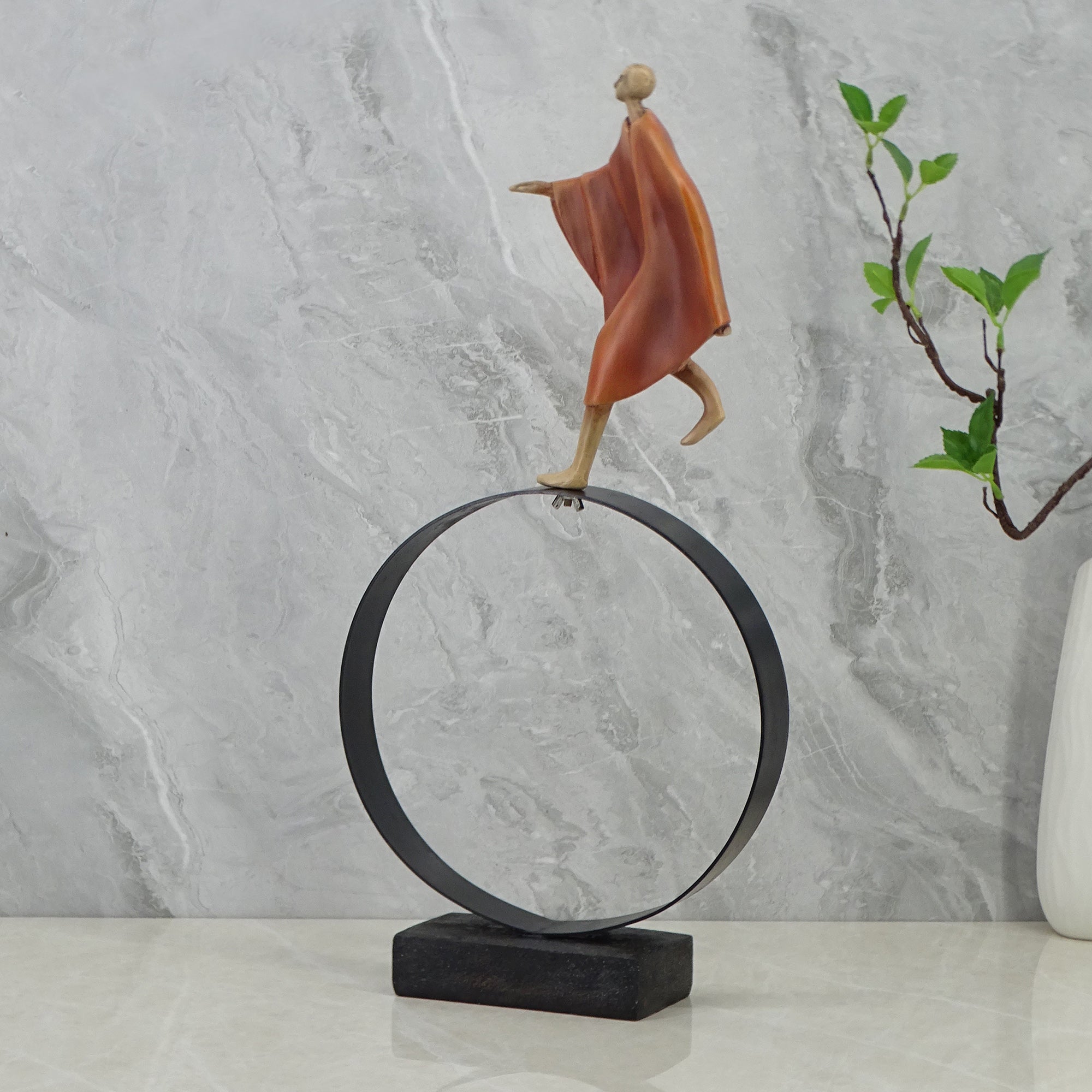 Alpine Polyresin Man Running On Cirque 48 Cm in Brown Colour