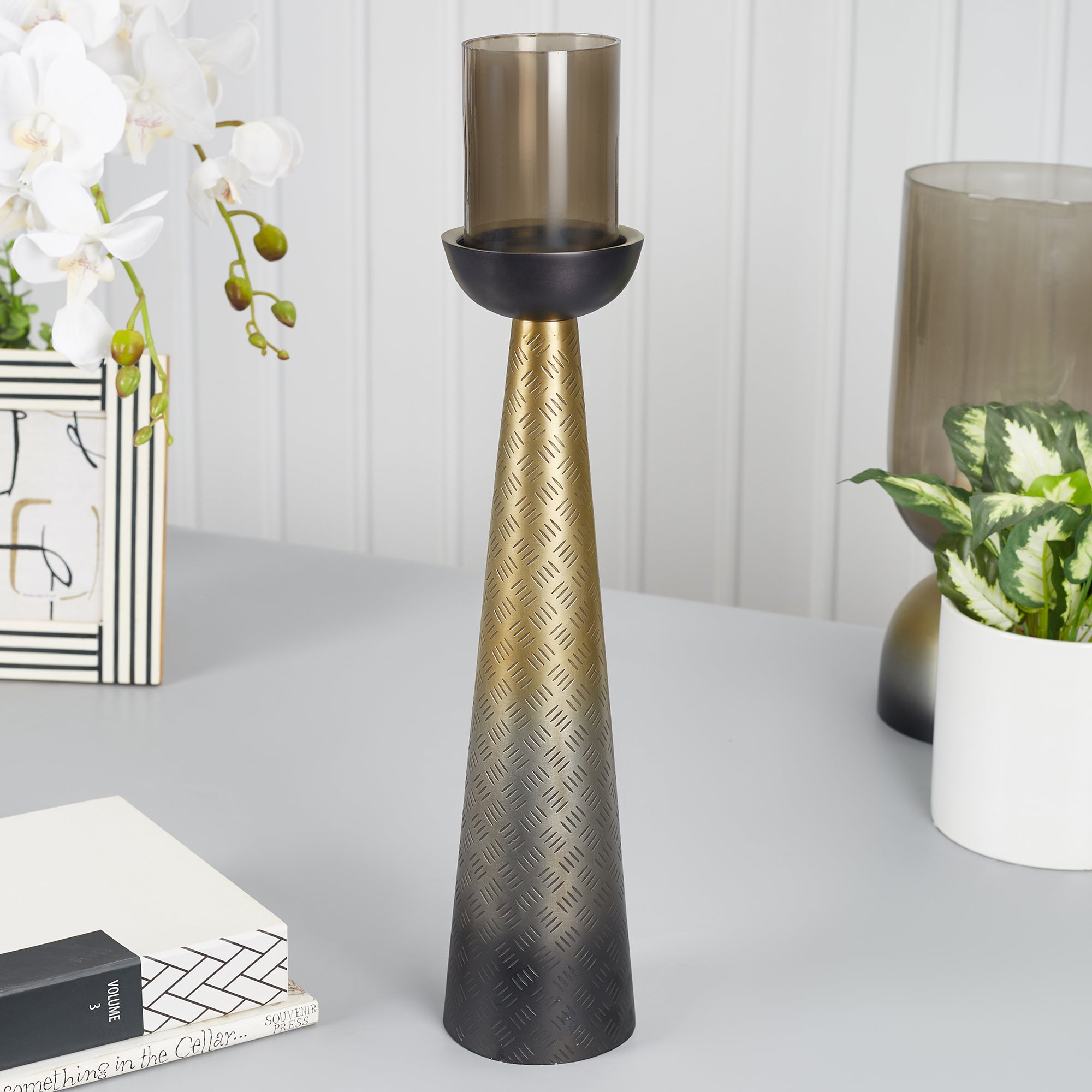 Zeus Iron and Glass Ombre Conical Candle Holder 10x47 Cm in Antique Gold & Black Colour