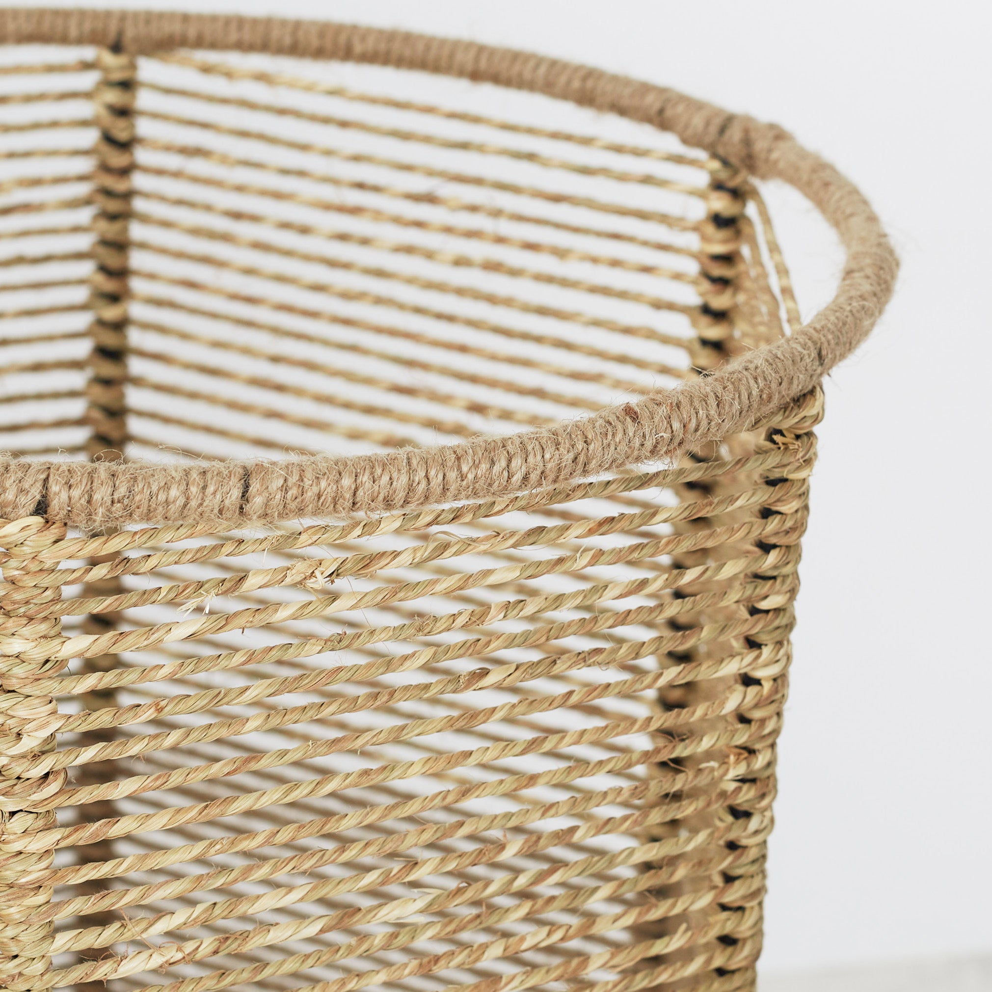 Boho Metal And Natural Fiber Planter Stand 42Cm in Brown Colour