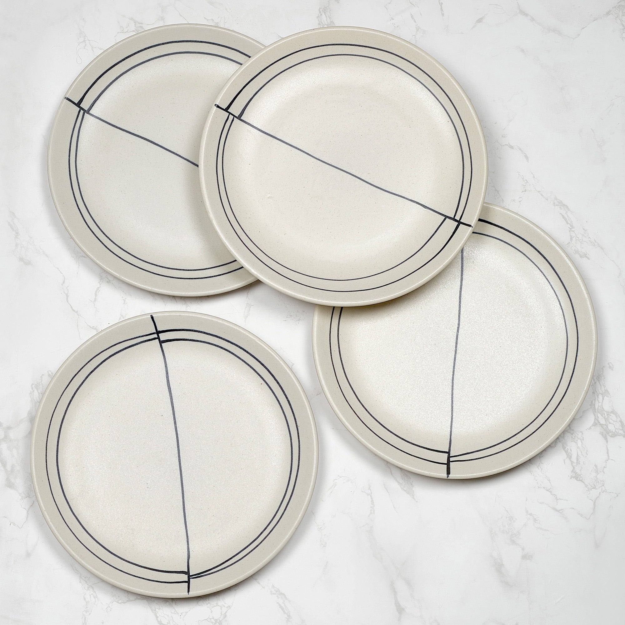 Artisanal Studio Pottery Stoneware Dinner Plate Set of 4 in Black & Ecru Colour
