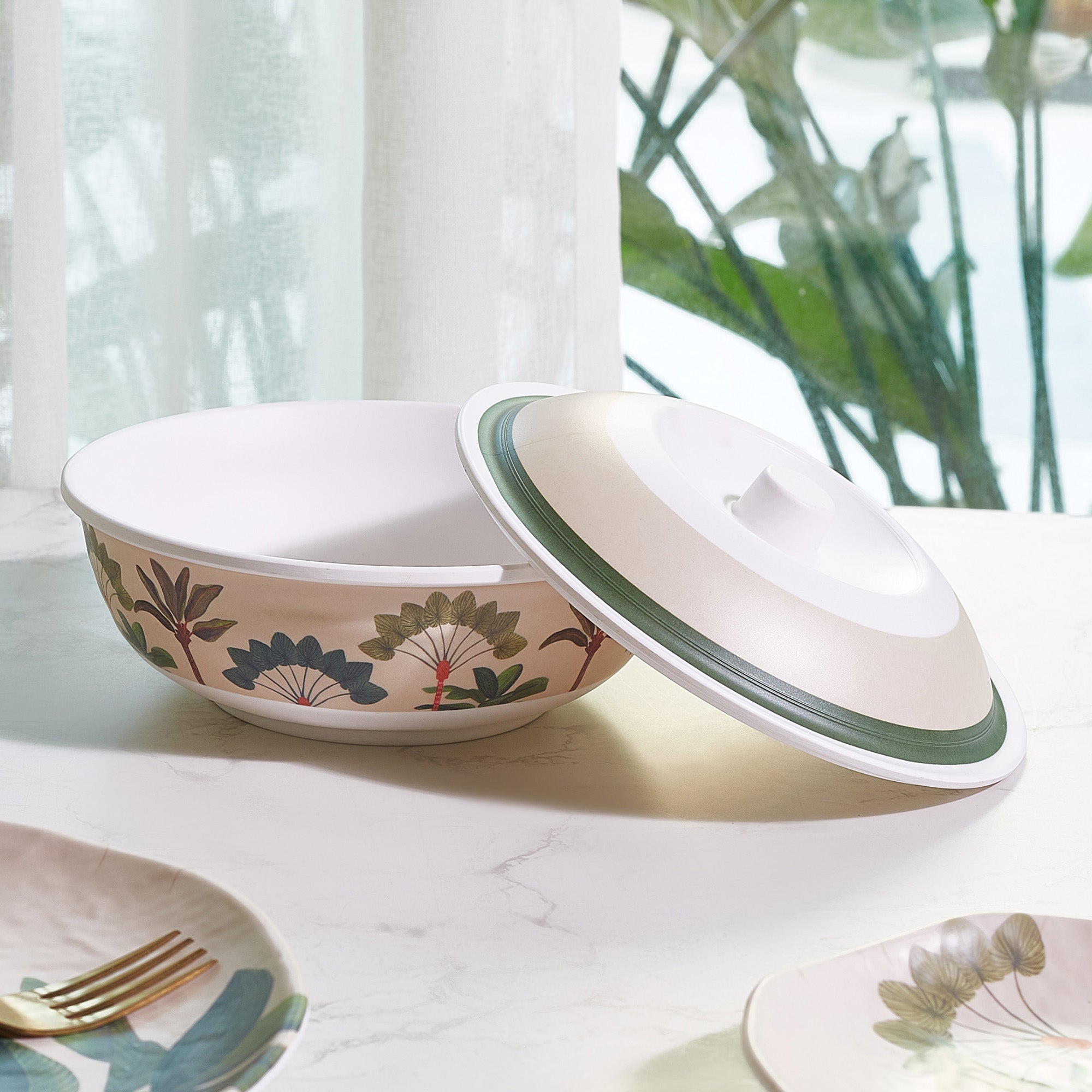 Oasis Melamine Serving Bowl with Lid in Multi Colour