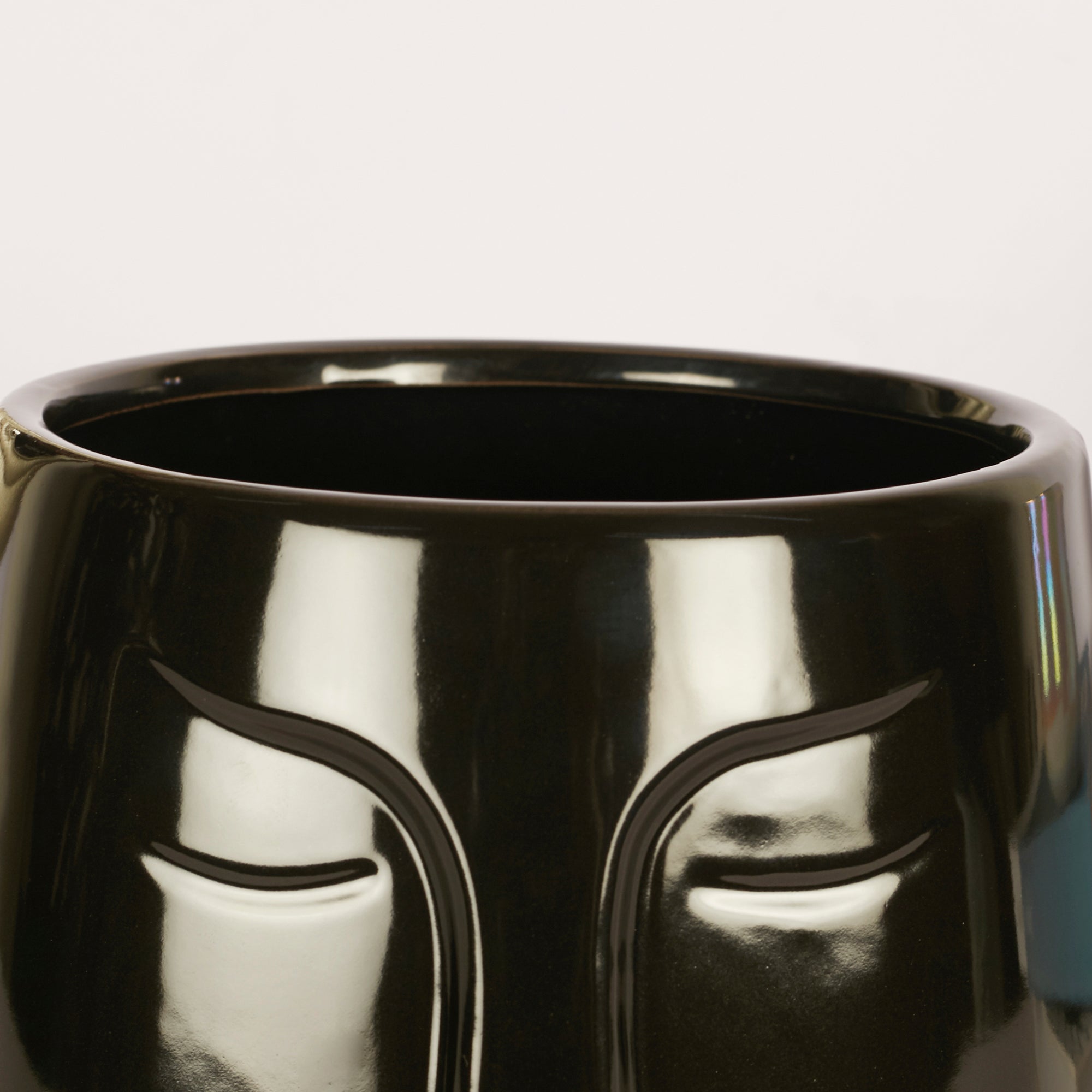 Alura Milan Face Ceramic Planter 17Cm in Black Colour