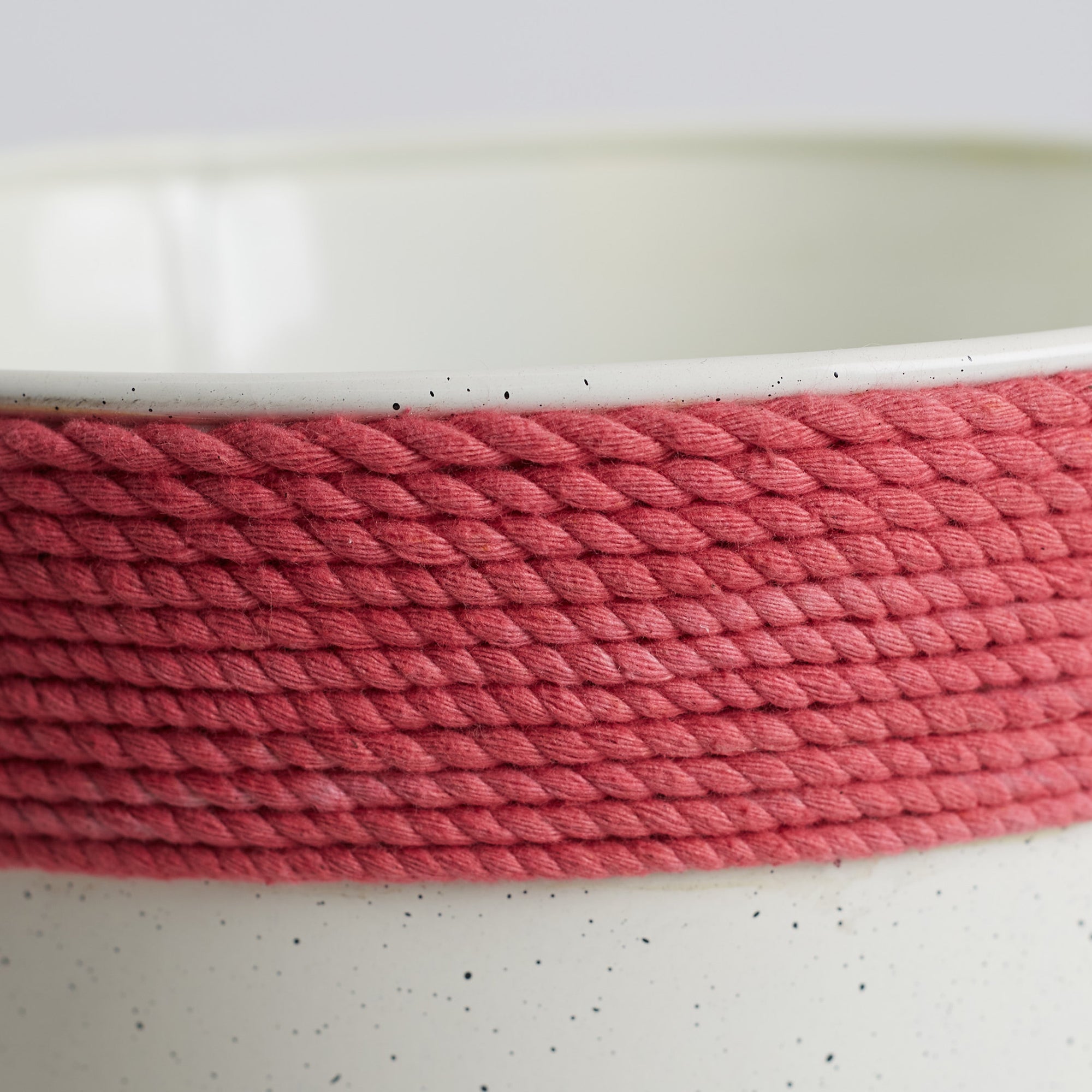 Pep Pop Metal Funky Quote Planter 19Cm in Off White & Fuchsia Colour