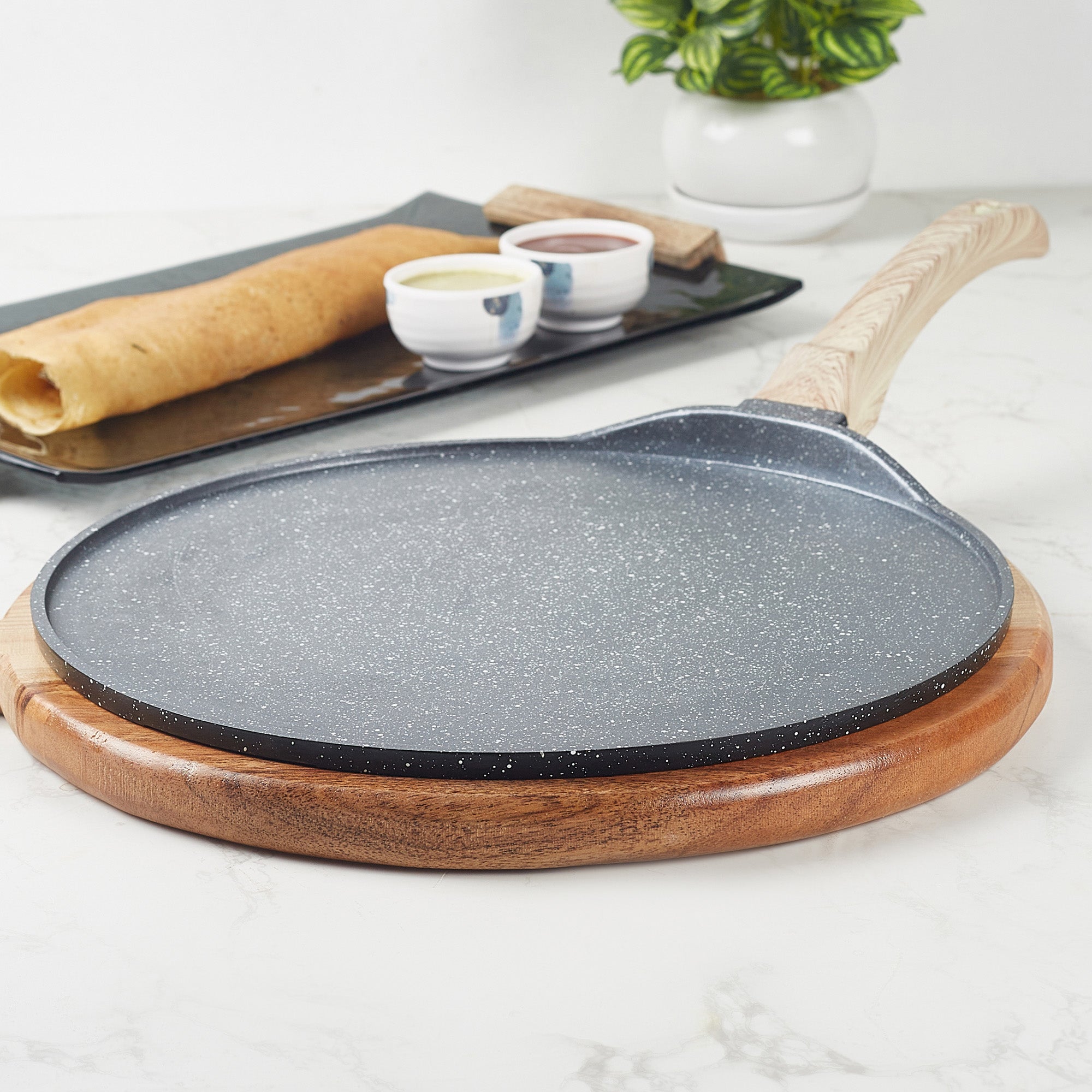 MasterCook+ 100% Virgin Aluminium Die-Cast Dosa Pan/Tawa 28 cm in Black & Wood Colour