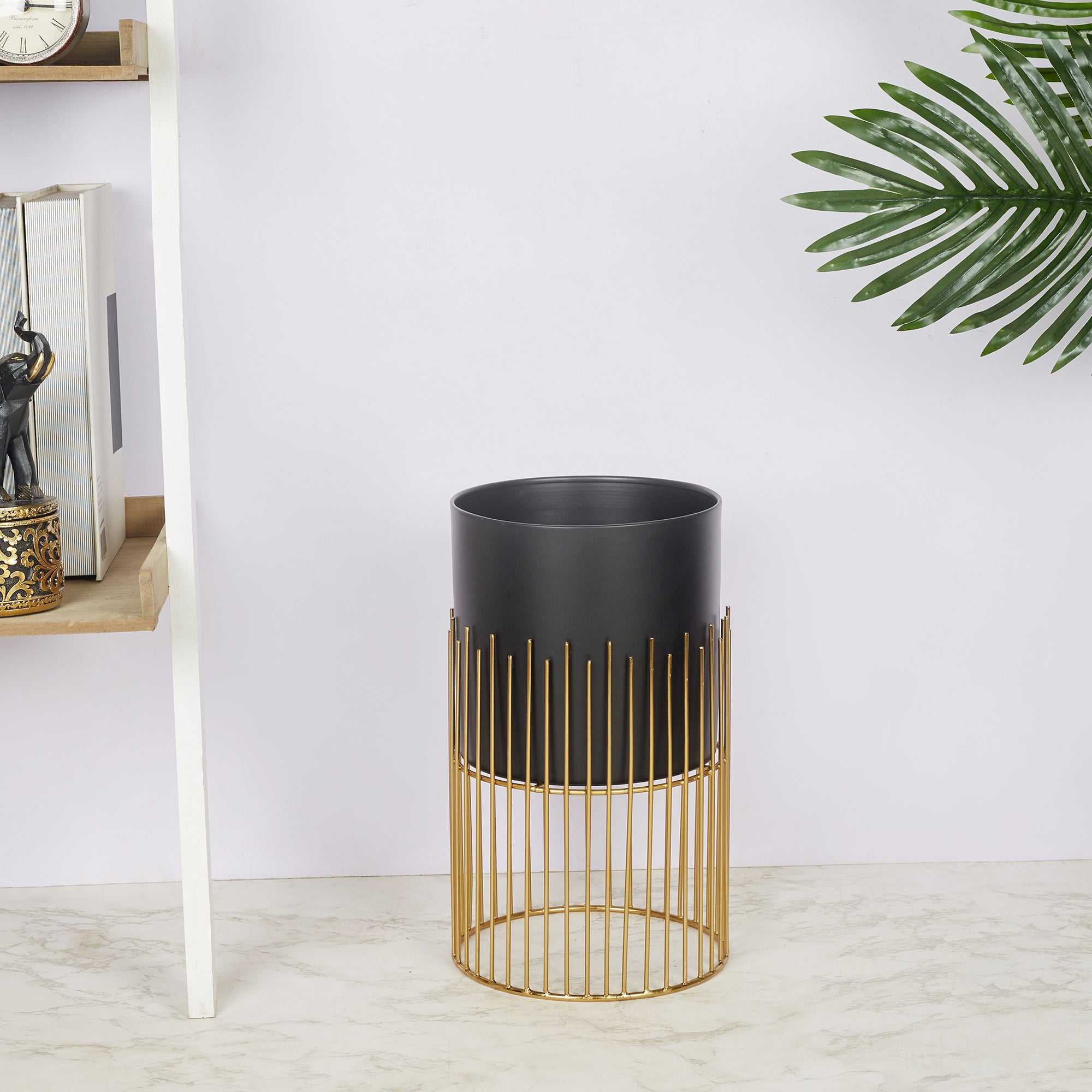 Artiskylar Metal Matt Finish Planter 26 Cm in Black and Gold Colour