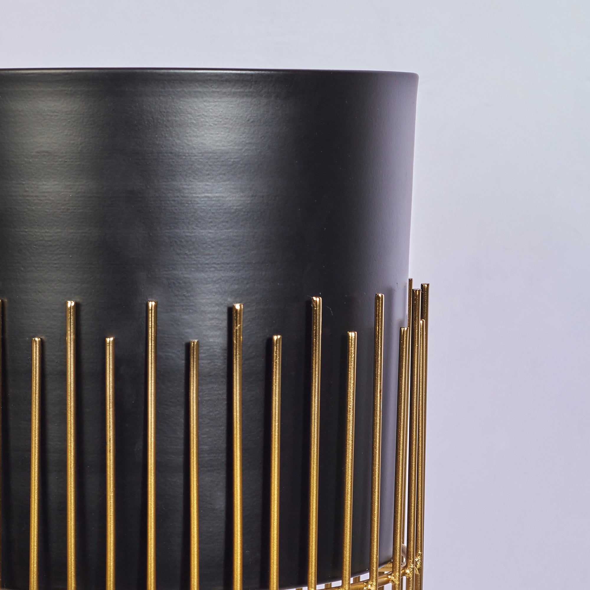 Artiskylar Metal Matt Finish Planter 33 Cm in Black and Gold Colour