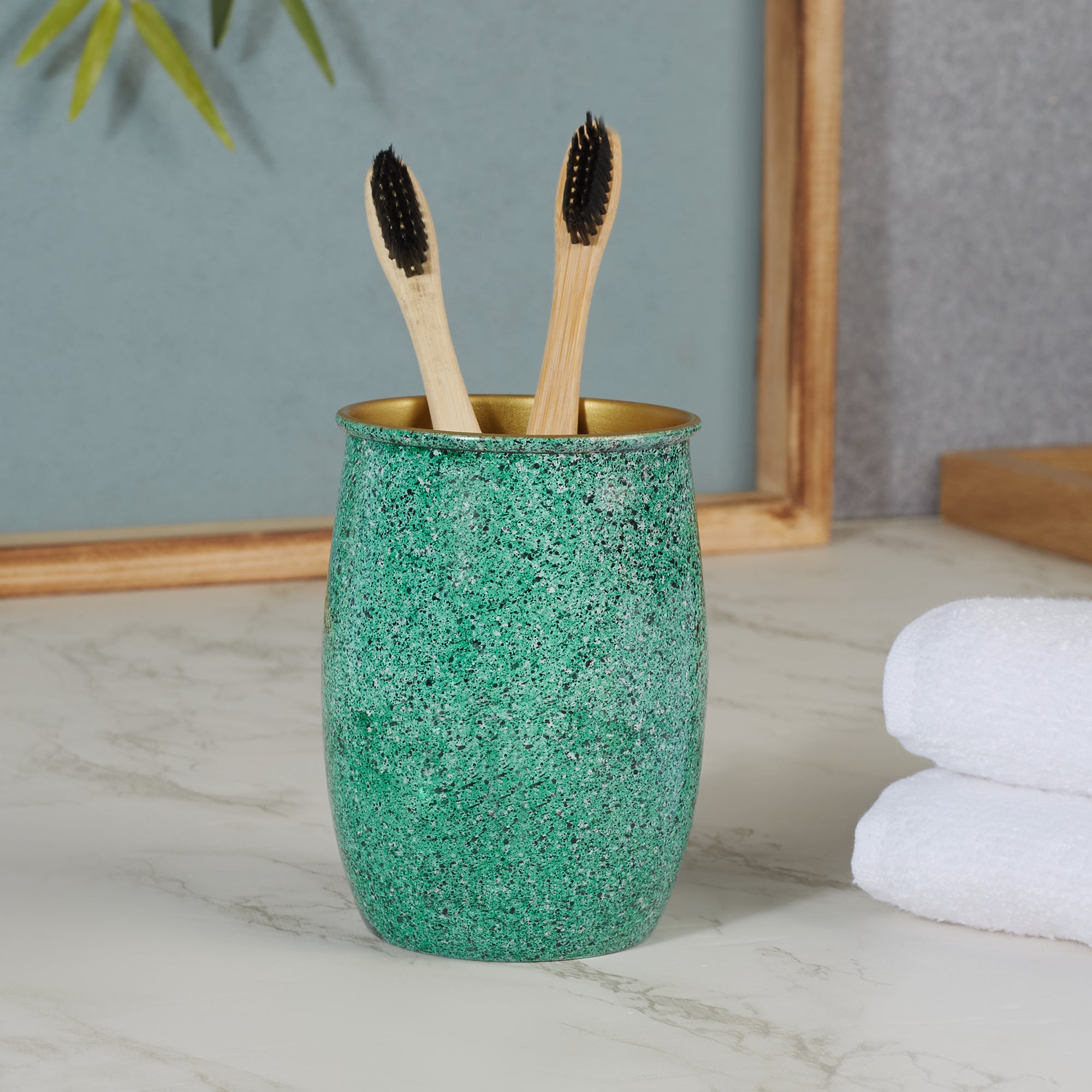 Nora Metal Sprinkle Finish Tumbler in Turq Colour