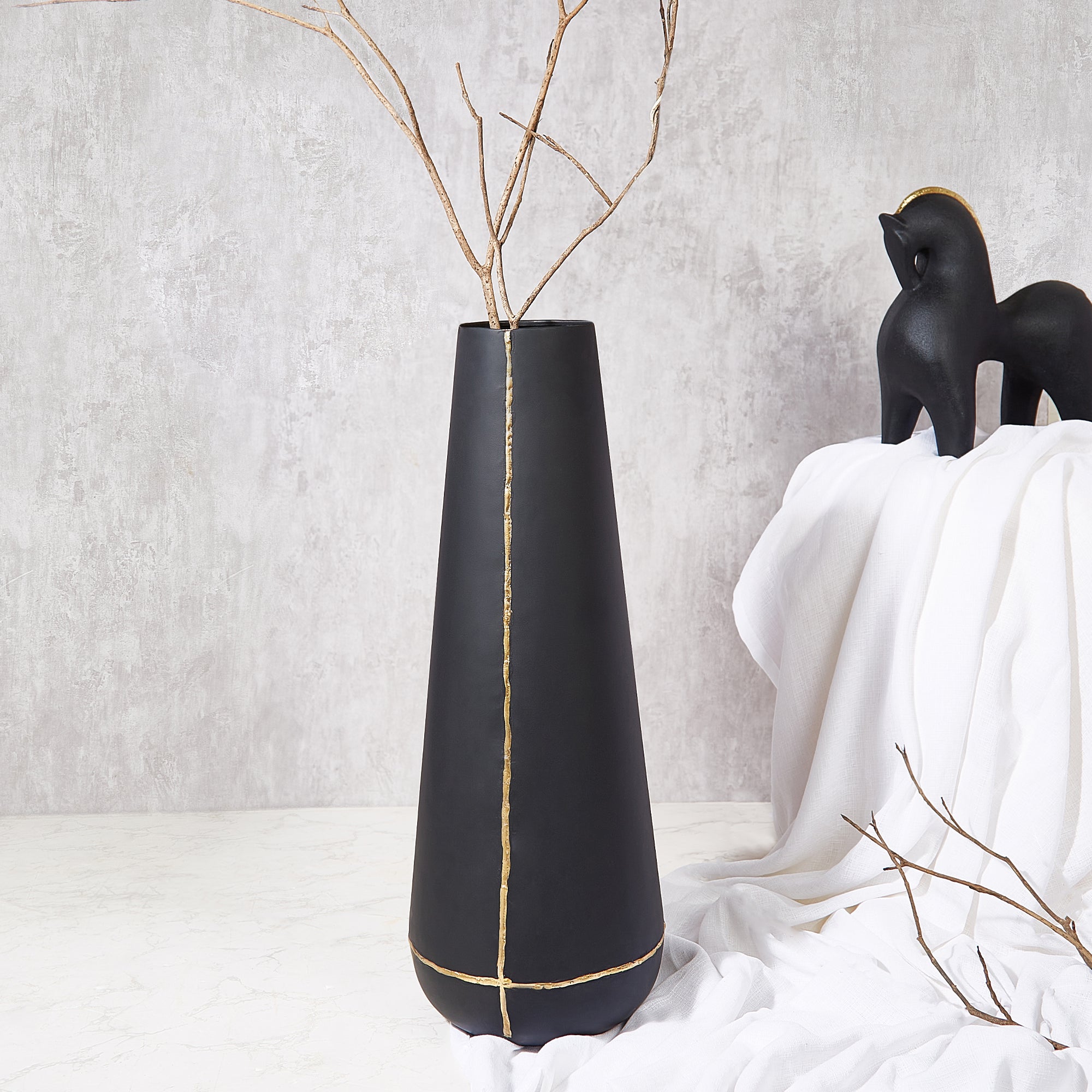 Mezzo Metal Vases 58 cm in Black Colour