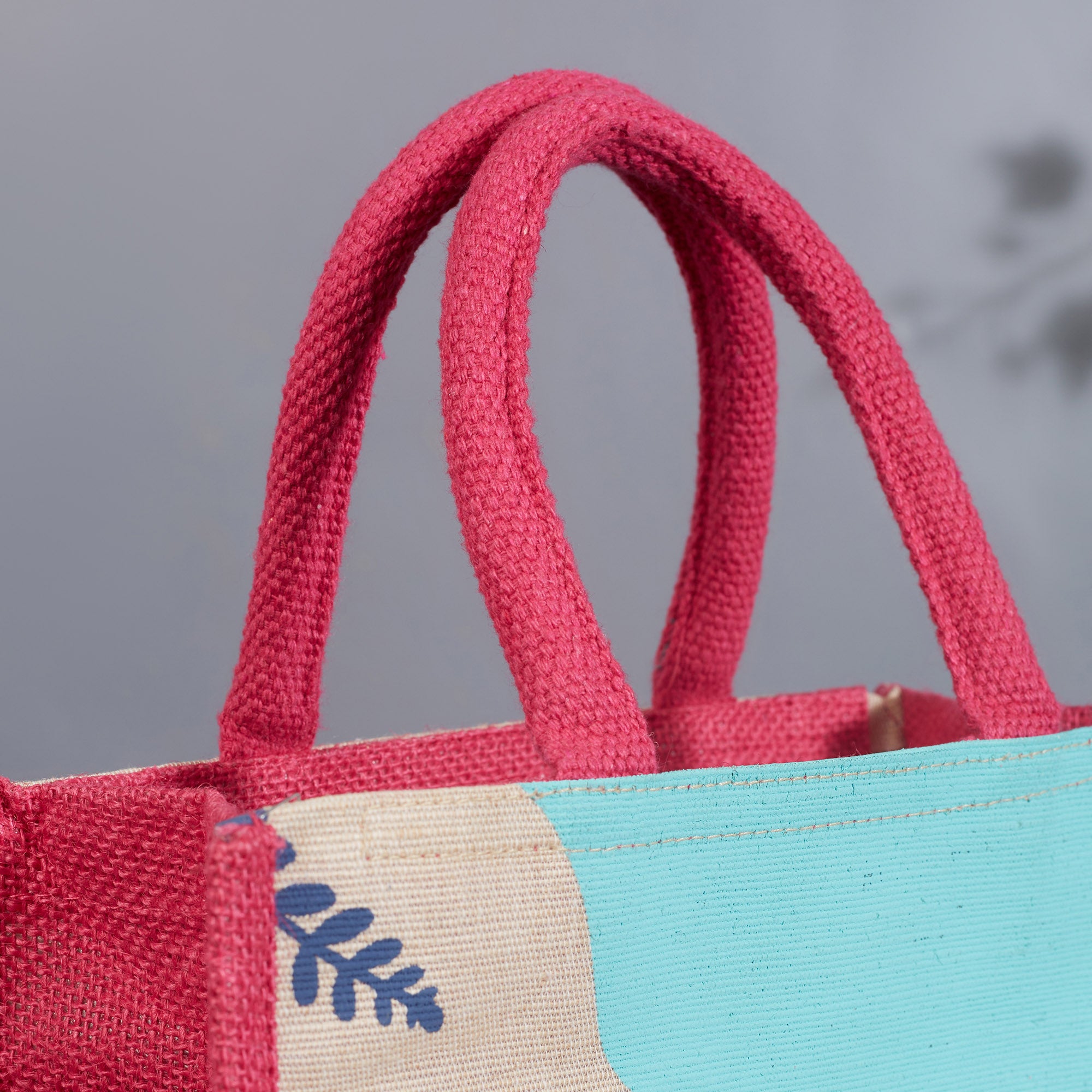 Good Life Jute Reversible Salt, Sea & Snack Printed Lunch Bag 25.5 x 25.5 Cm in Pink Colour