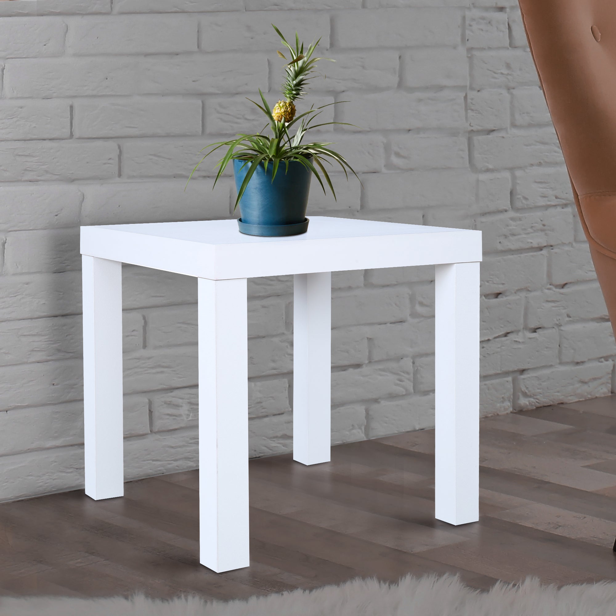 Larix Engineered Wood Side Table in White Colour