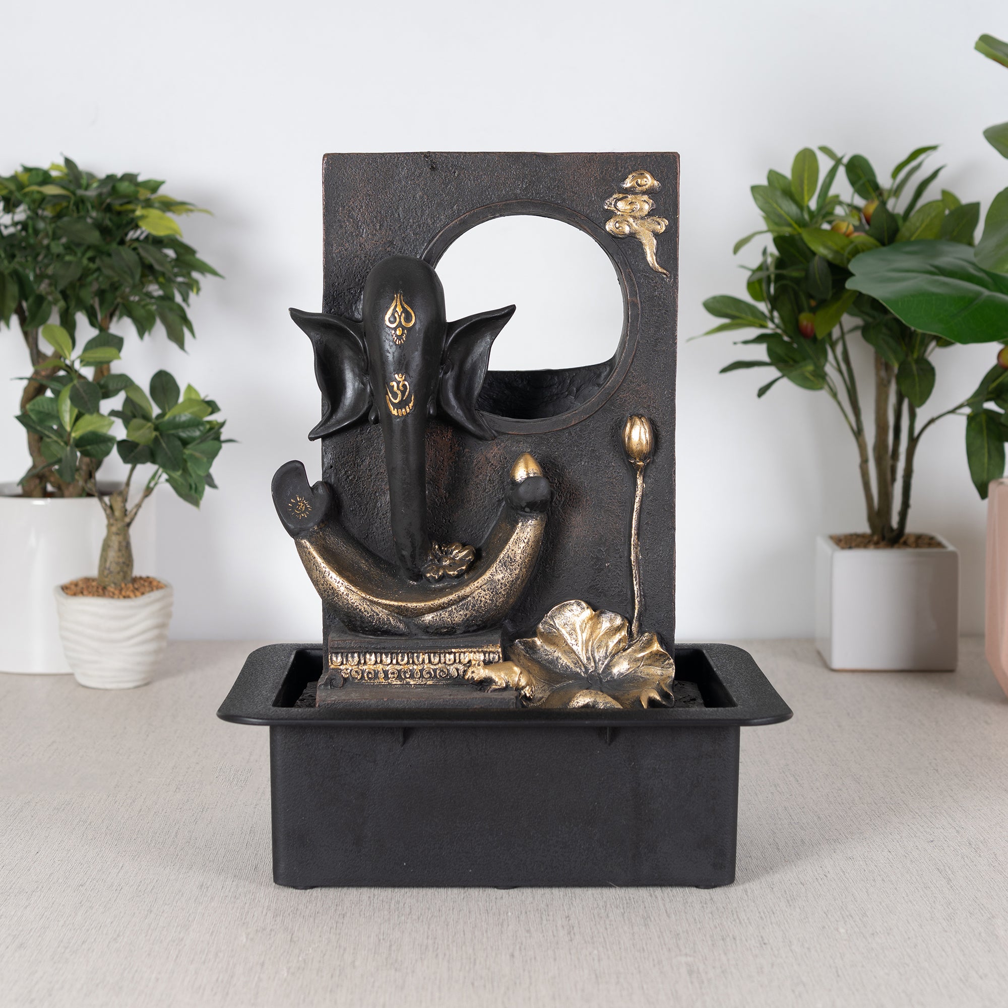 Impression Polyresin Modern Ganesha Water Fountain 30x40 Cm in Black & Gold Colour