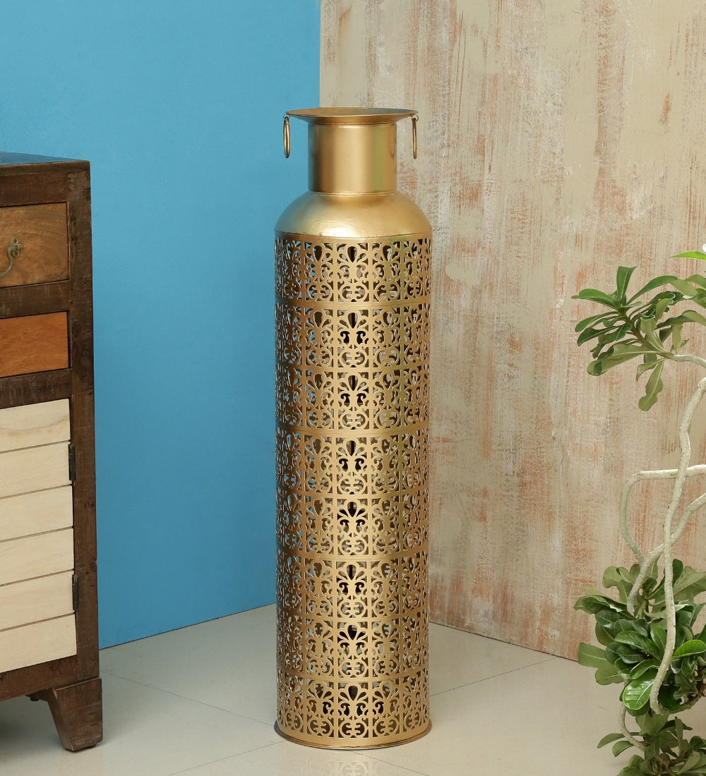 Candle Holder Iron Metal Candle Holder by Vedas