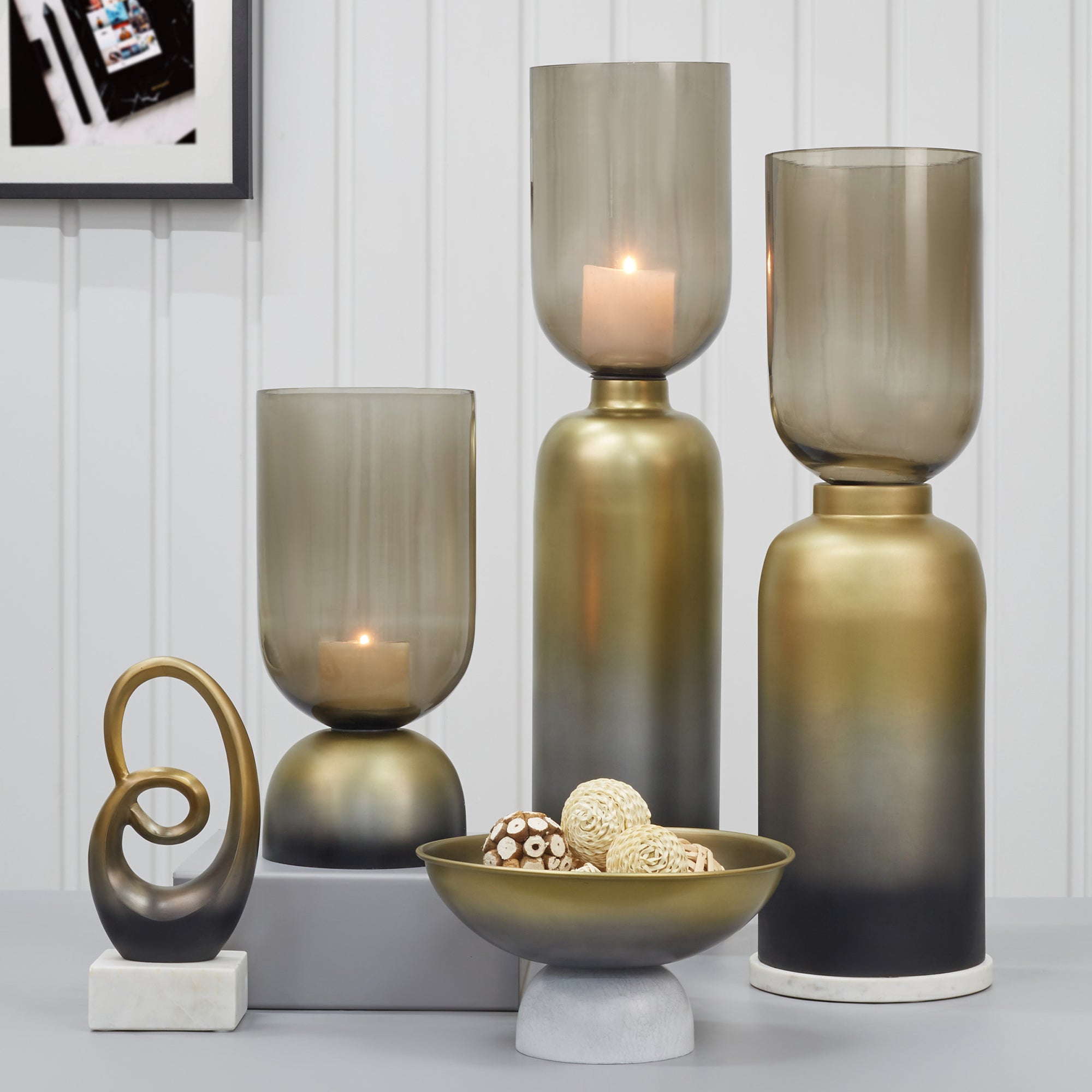 Zeus Iron and Glass Ombre Floor Hurricane 20x63 Cm in Antique Gold & Black Colour
