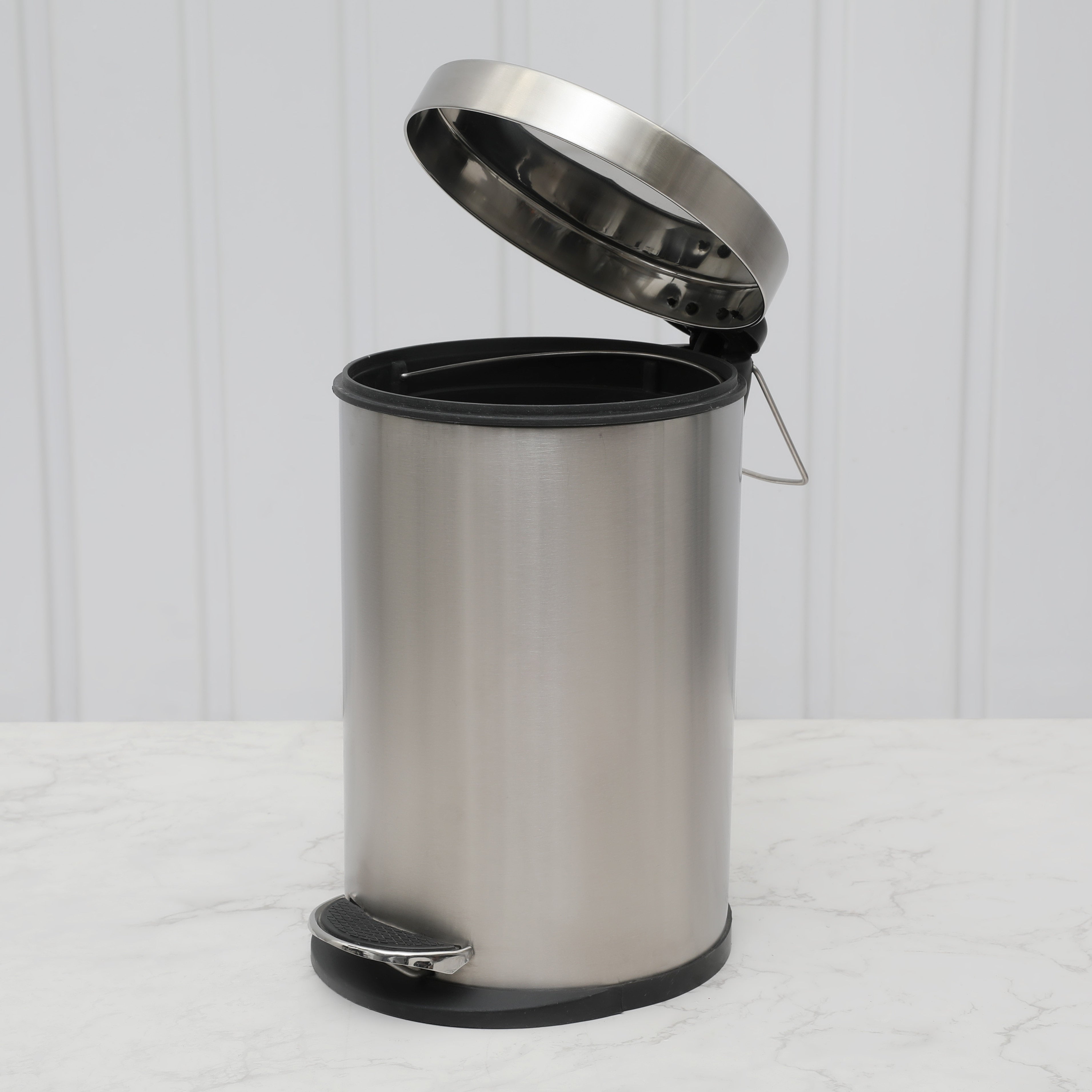 LE Notra Pedal Bin Medium 7Ltr 8 X 12