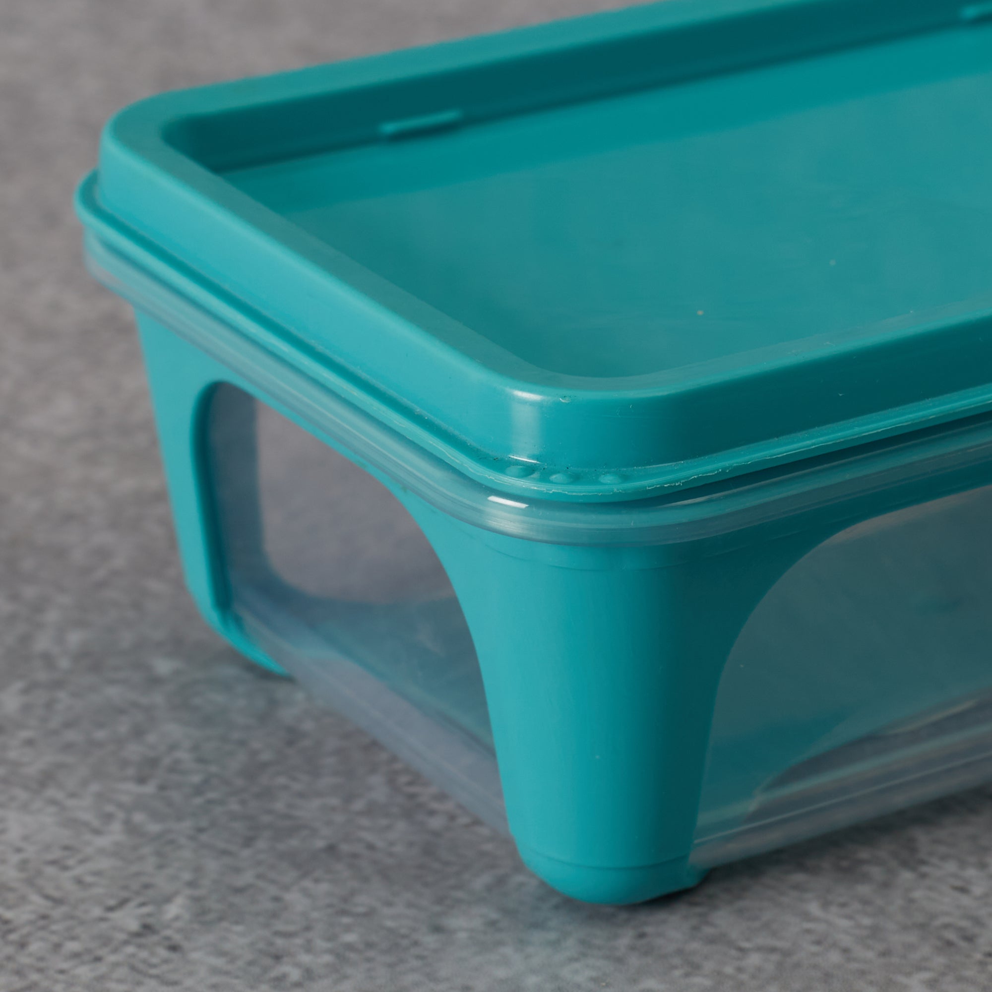 Kitchen Mate  Food Storage Rectangular Container 425 Ml With Freezer & Microwave Safe & Bpa Free Set Of 4 in Teal Colour