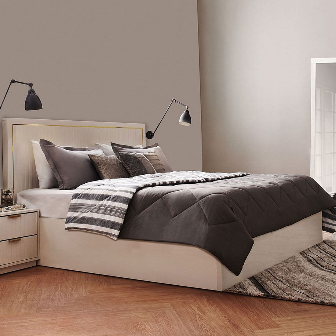 Minerva  New Queen Bed With Hydraulic Storage in White Colour