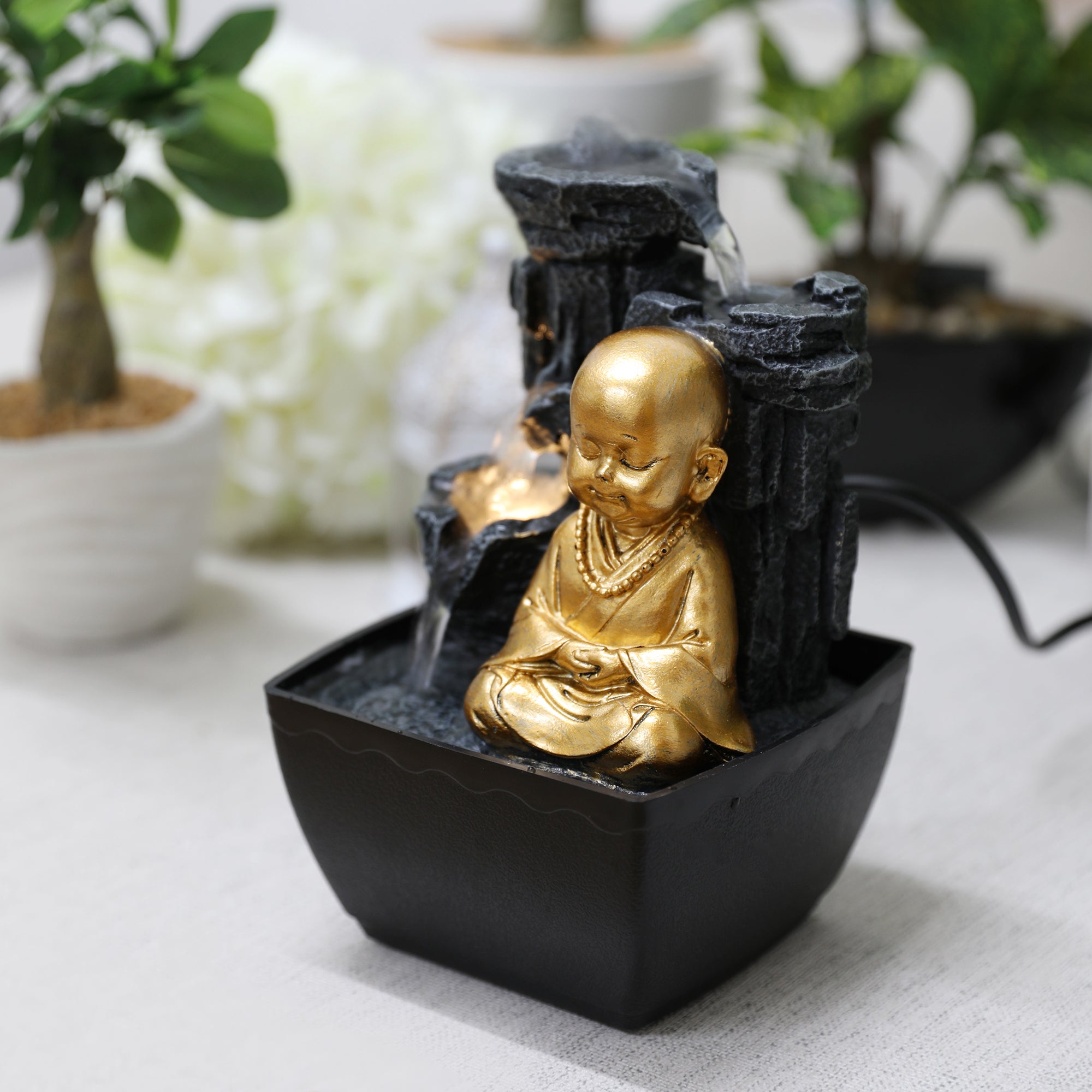 Impression Polyresin Monk Fountain 13X18Cm in Black Gold Colour