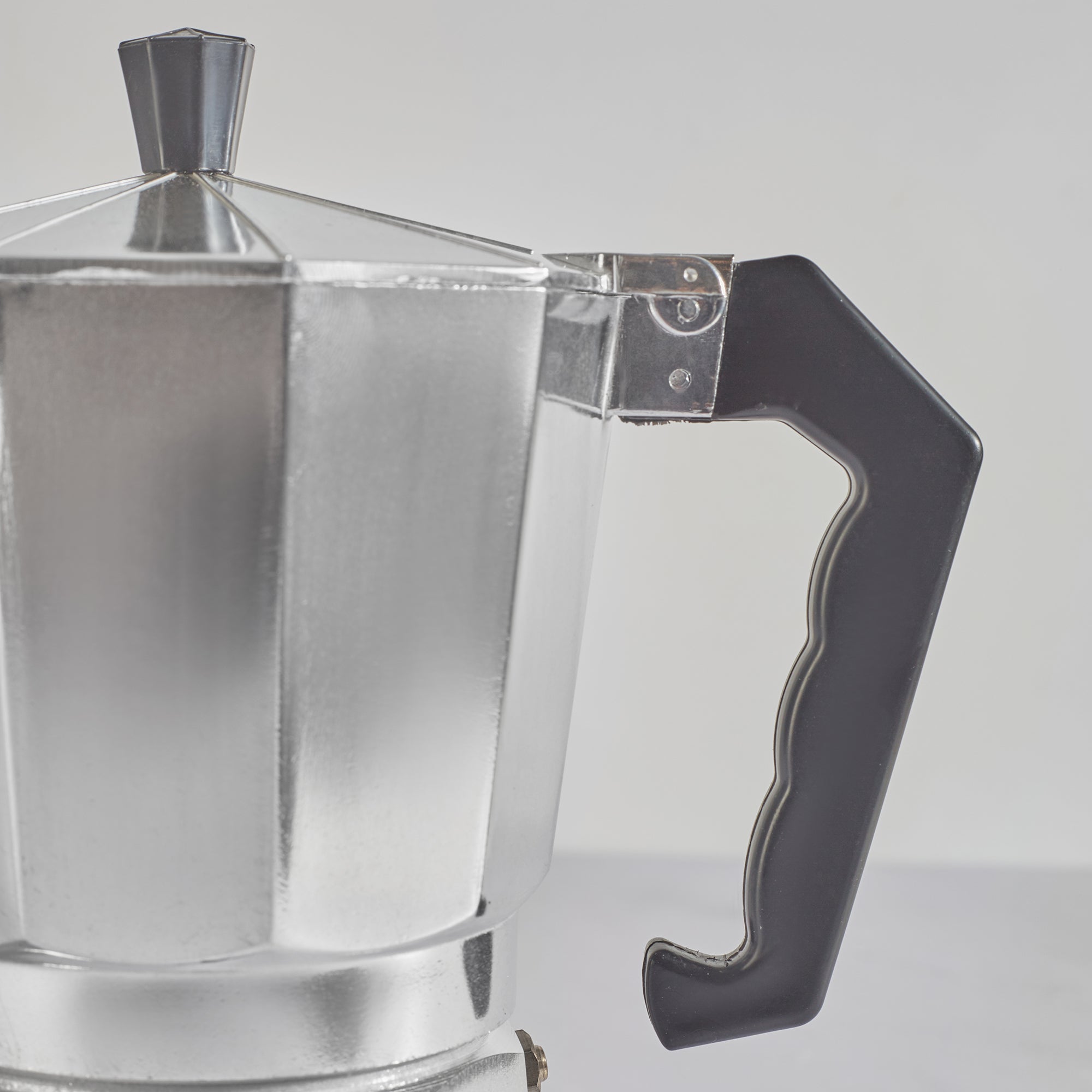 Brew Aluminium Moka Pot Coffee Maker 450 ml in Silver Colour