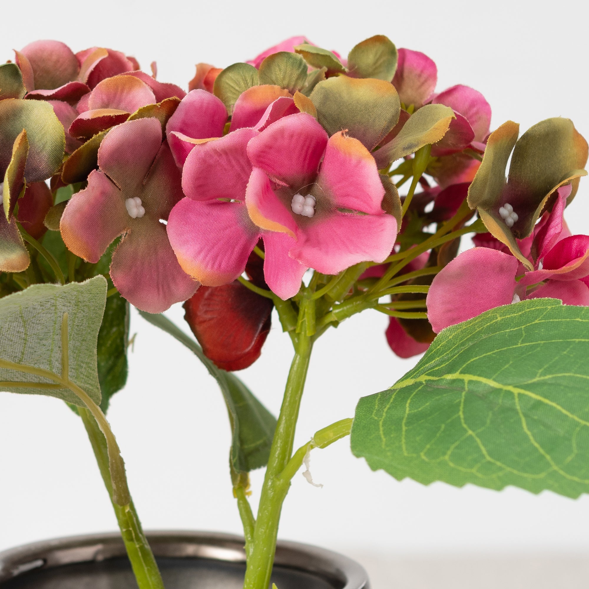 Elora Polyester Pink Hydrangea Faux Flower 29 Cm in Pink Colour