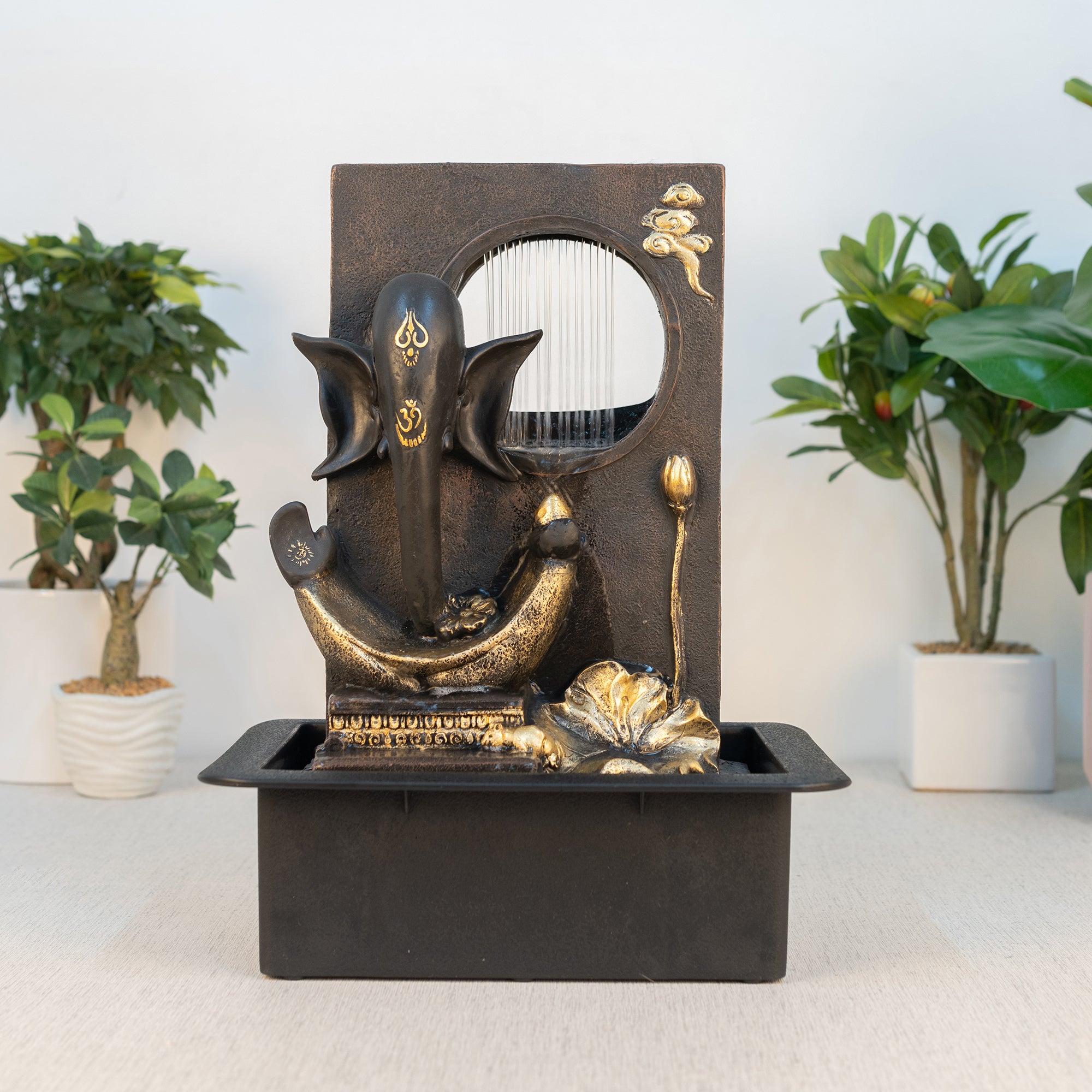 Impression Polyresin Modern Ganesha Water Fountain 30x40 Cm in Black & Gold Colour