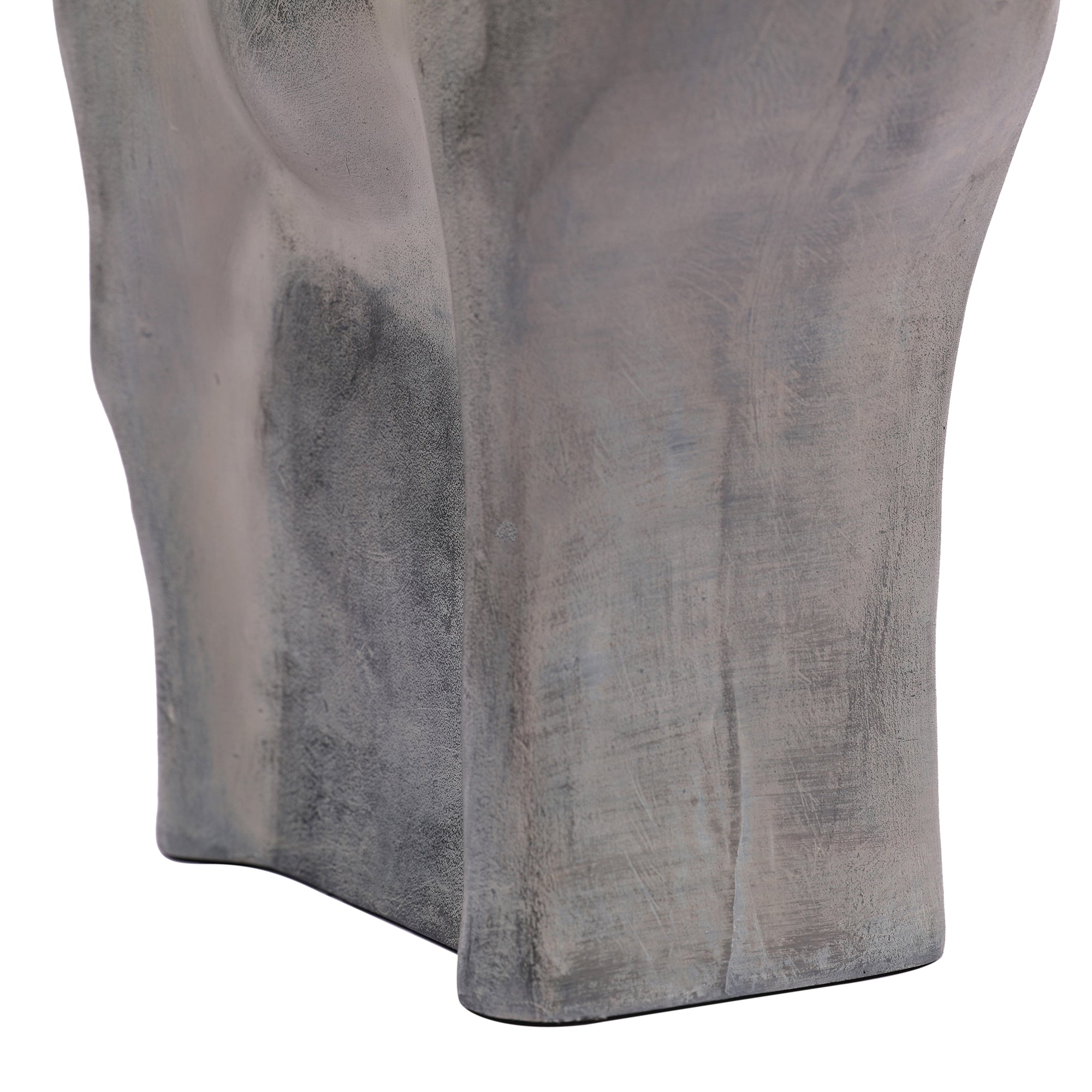 Stella Silver Pearl Finish Polyresin Contemporary Horse Table D&eacute;cor