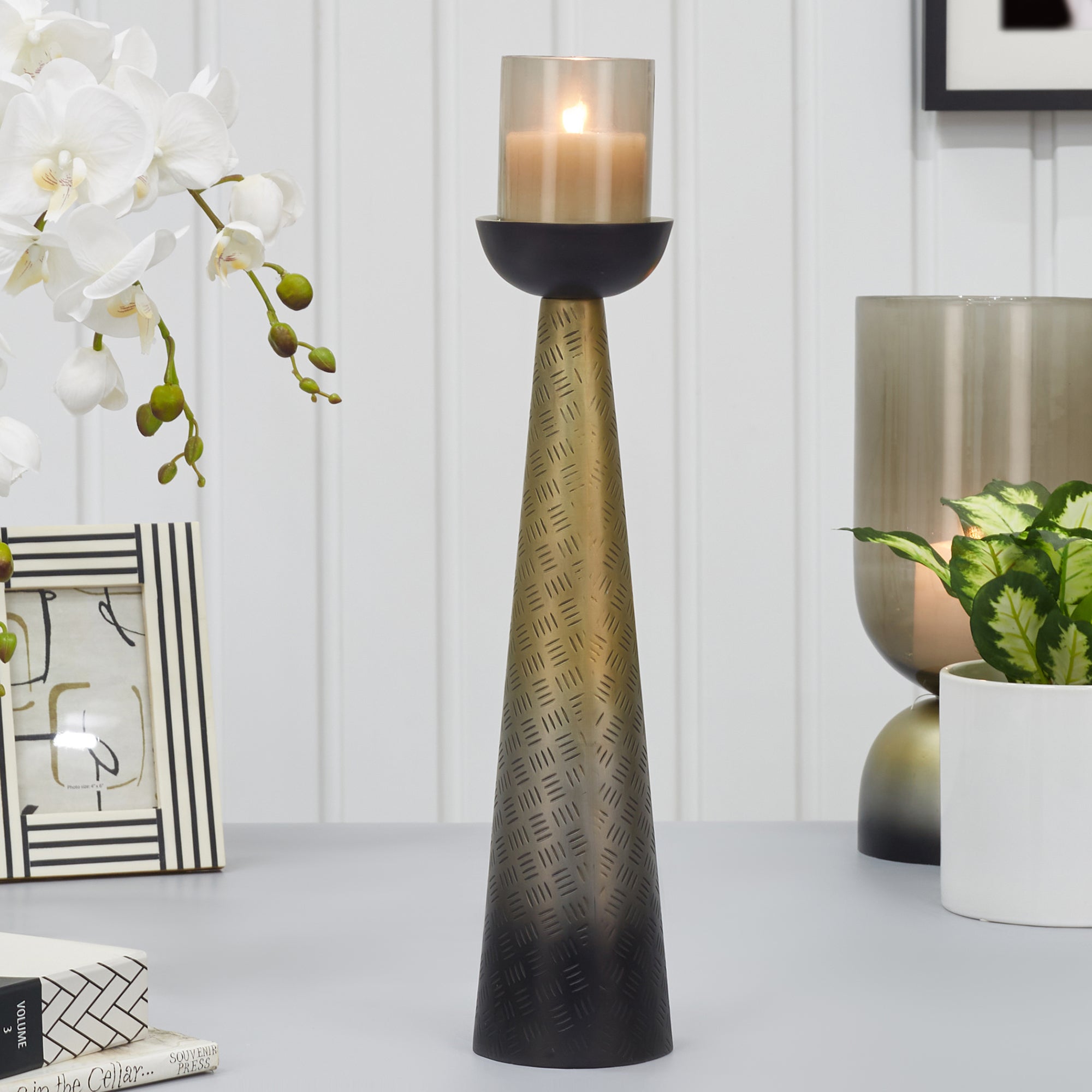 Zeus Iron and Glass Ombre Conical Candle Holder 10x47 Cm in Antique Gold & Black Colour