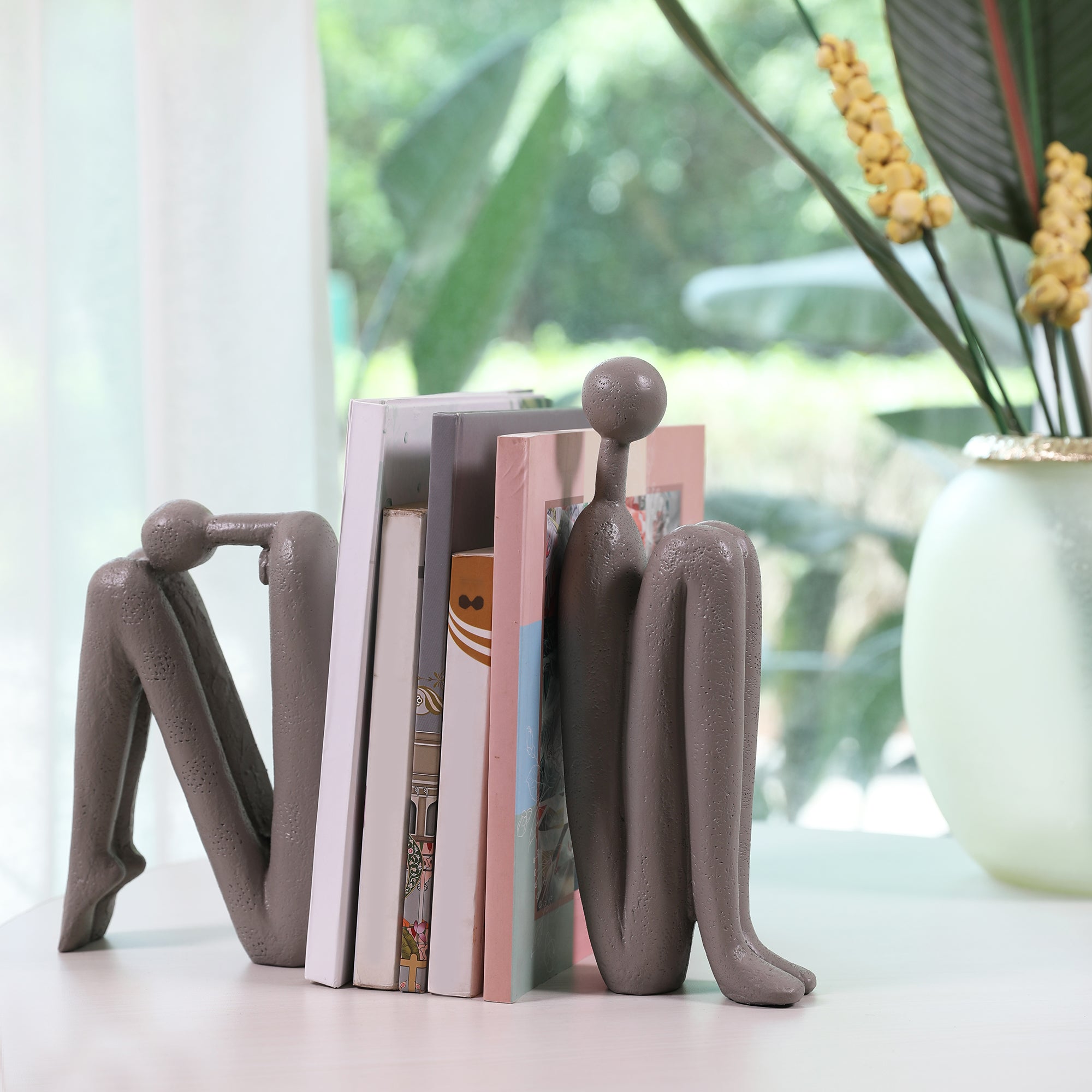 Miraya Modern 2pc Book End Polyresin Hand Finished Taupe 26cm by Living Essence
