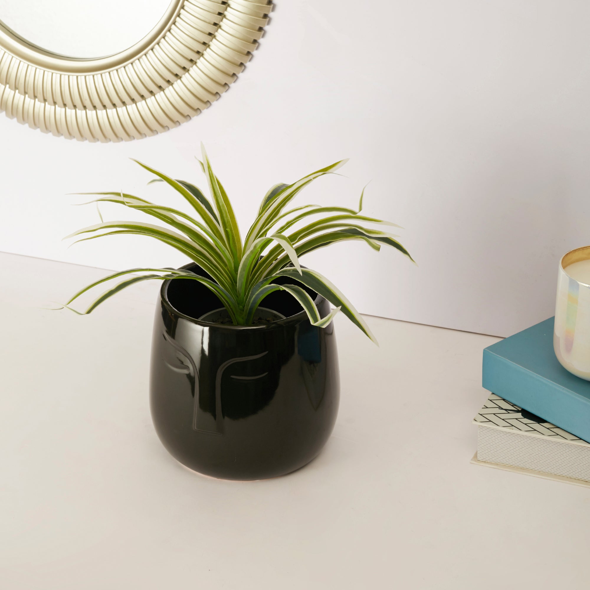 Alura Milan Face Ceramic Planter 17Cm in Black Colour