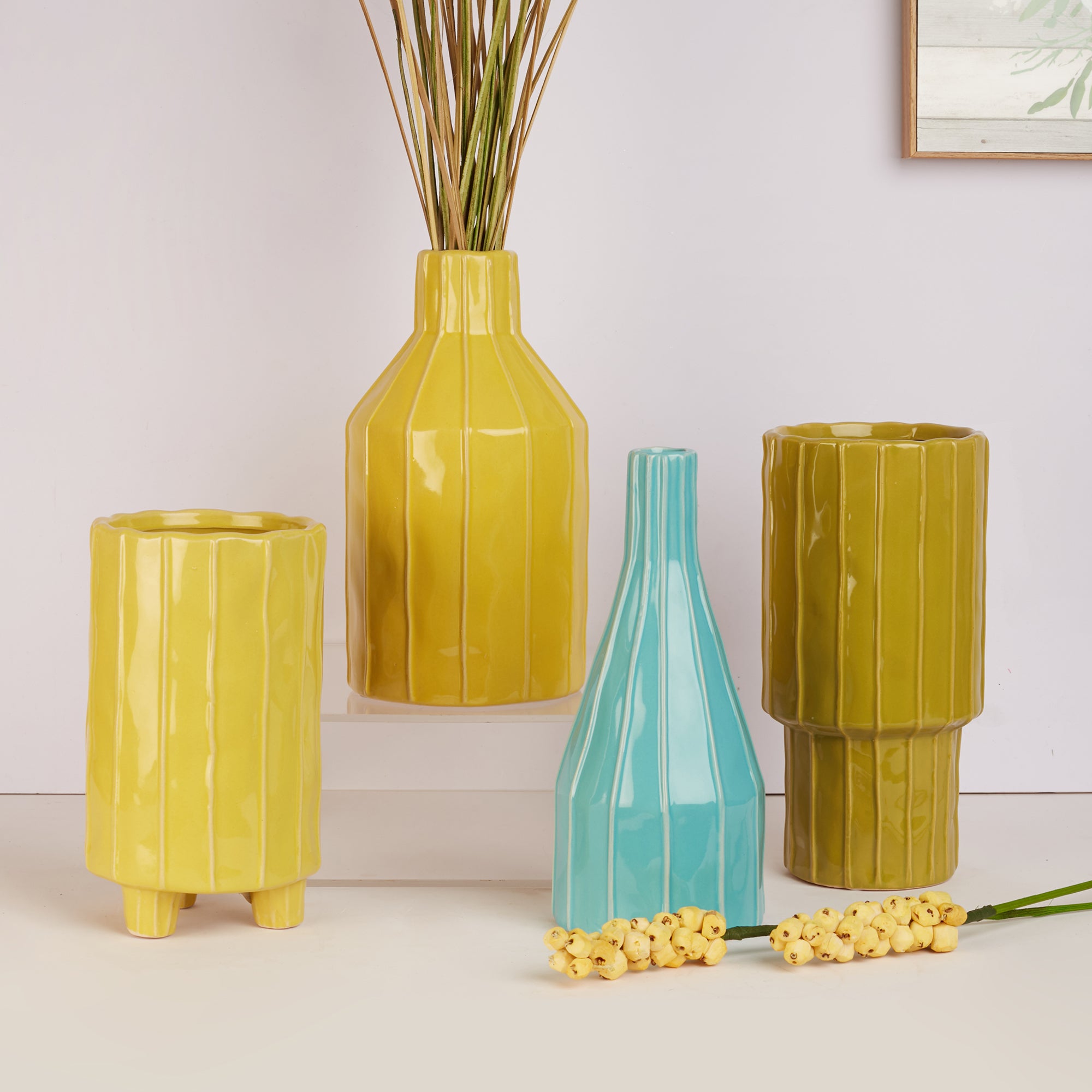 Alura Tropical Glossy Ceramic Planter 22Cm in Apple Green Colour
