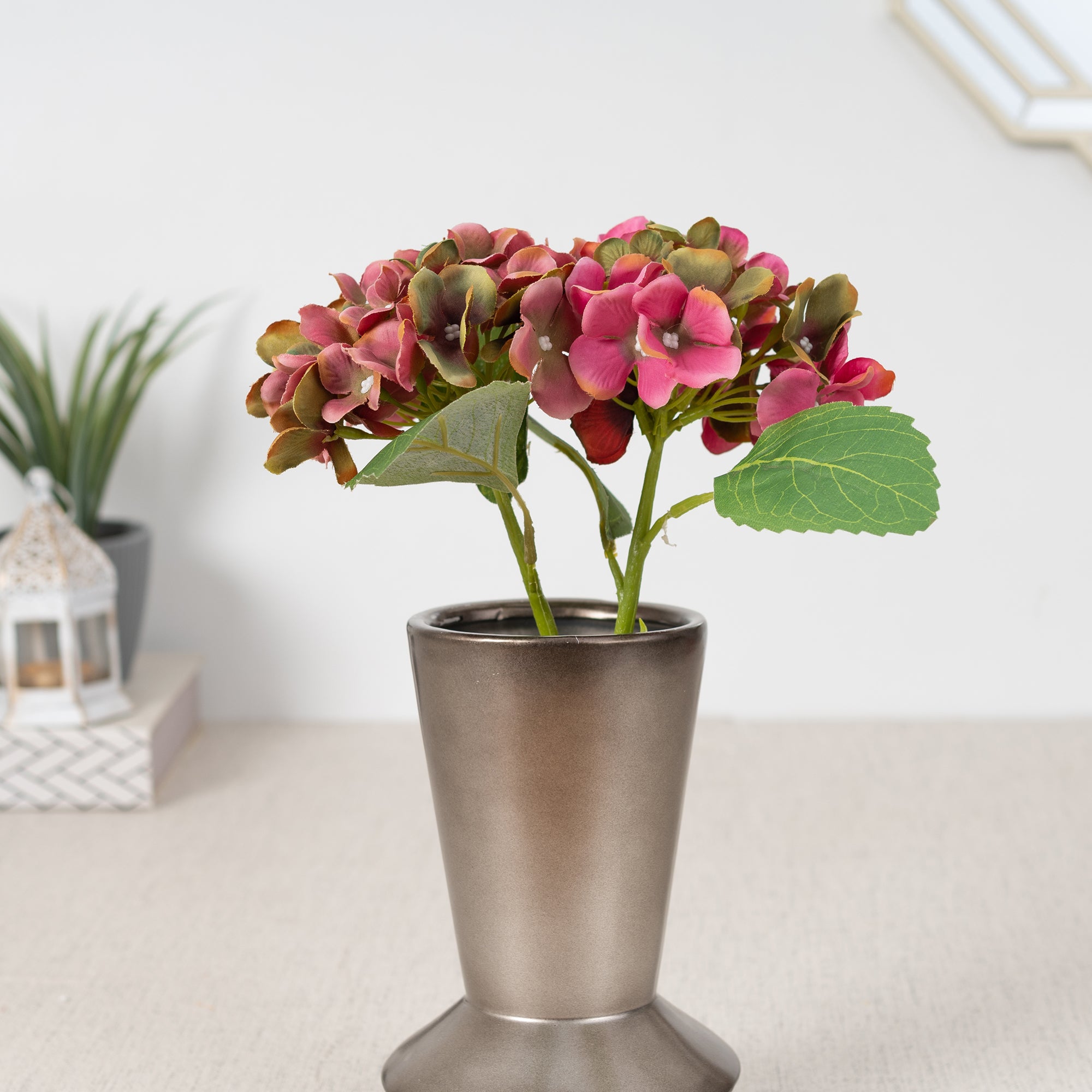 Elora Polyester Pink Hydrangea Faux Flower 29 Cm in Pink Colour