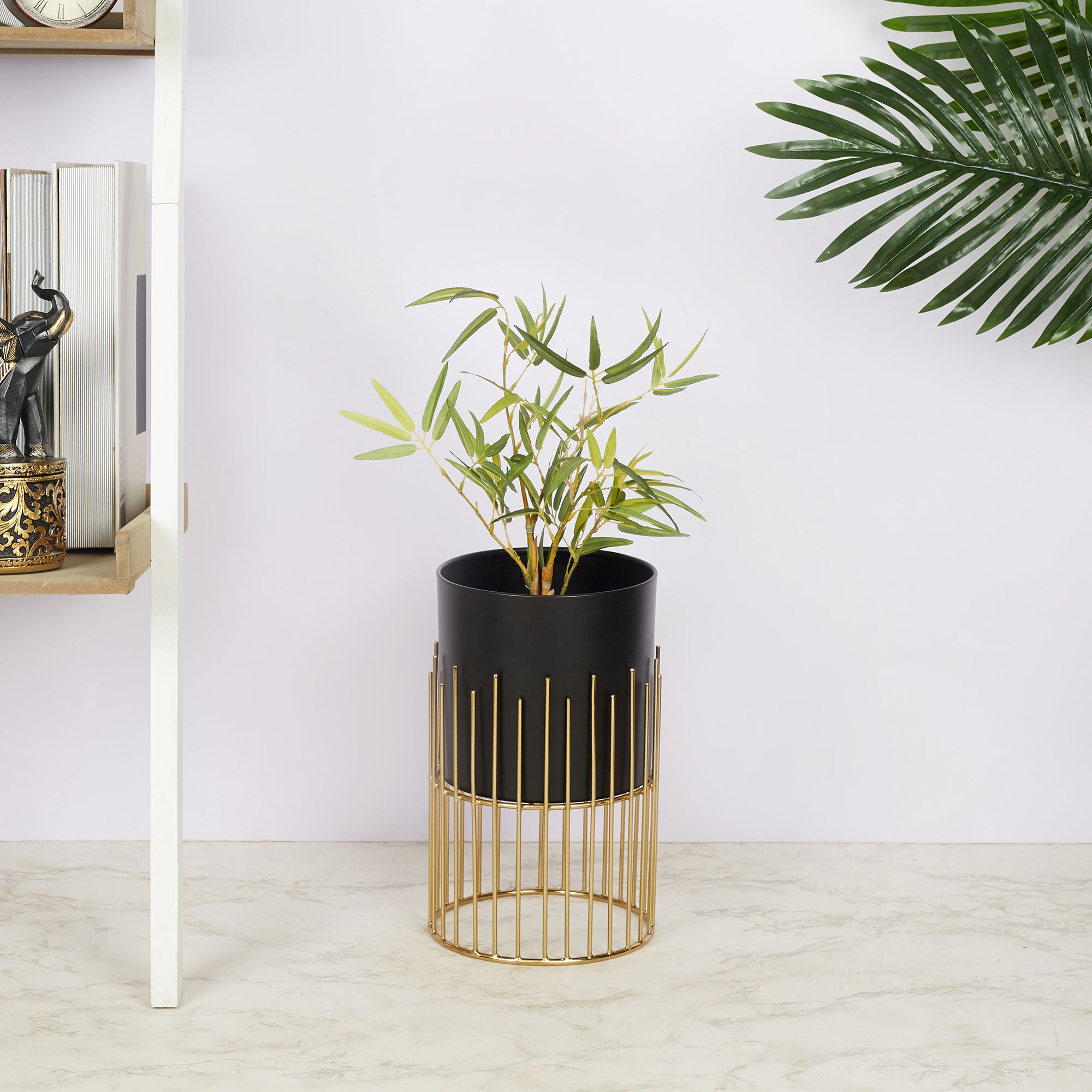 Artiskylar Metal Matt Finish Planter 33 Cm in Black and Gold Colour