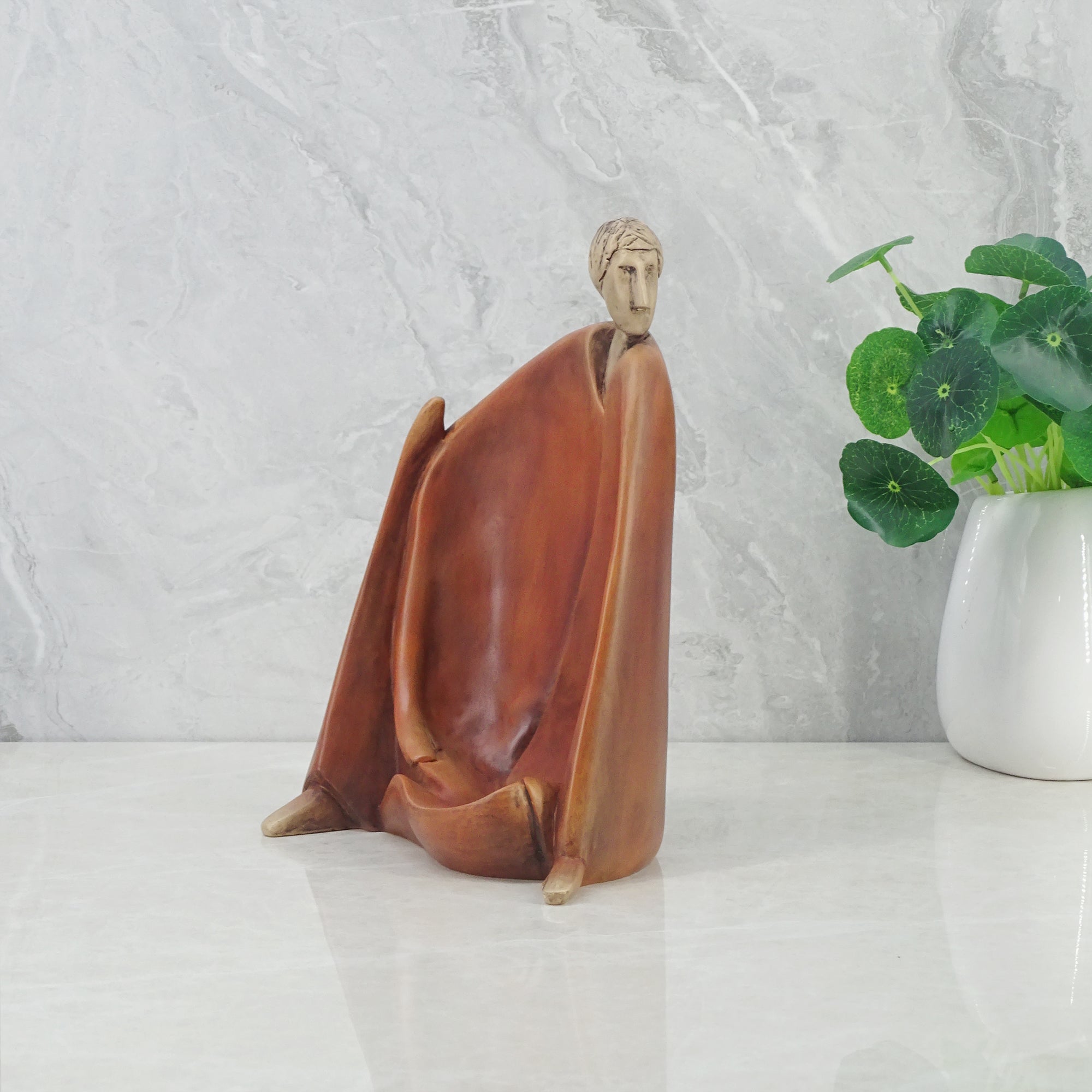 Alpine Polyresin Man Sitting Figurine 18x14x23Cm in Brown Colour