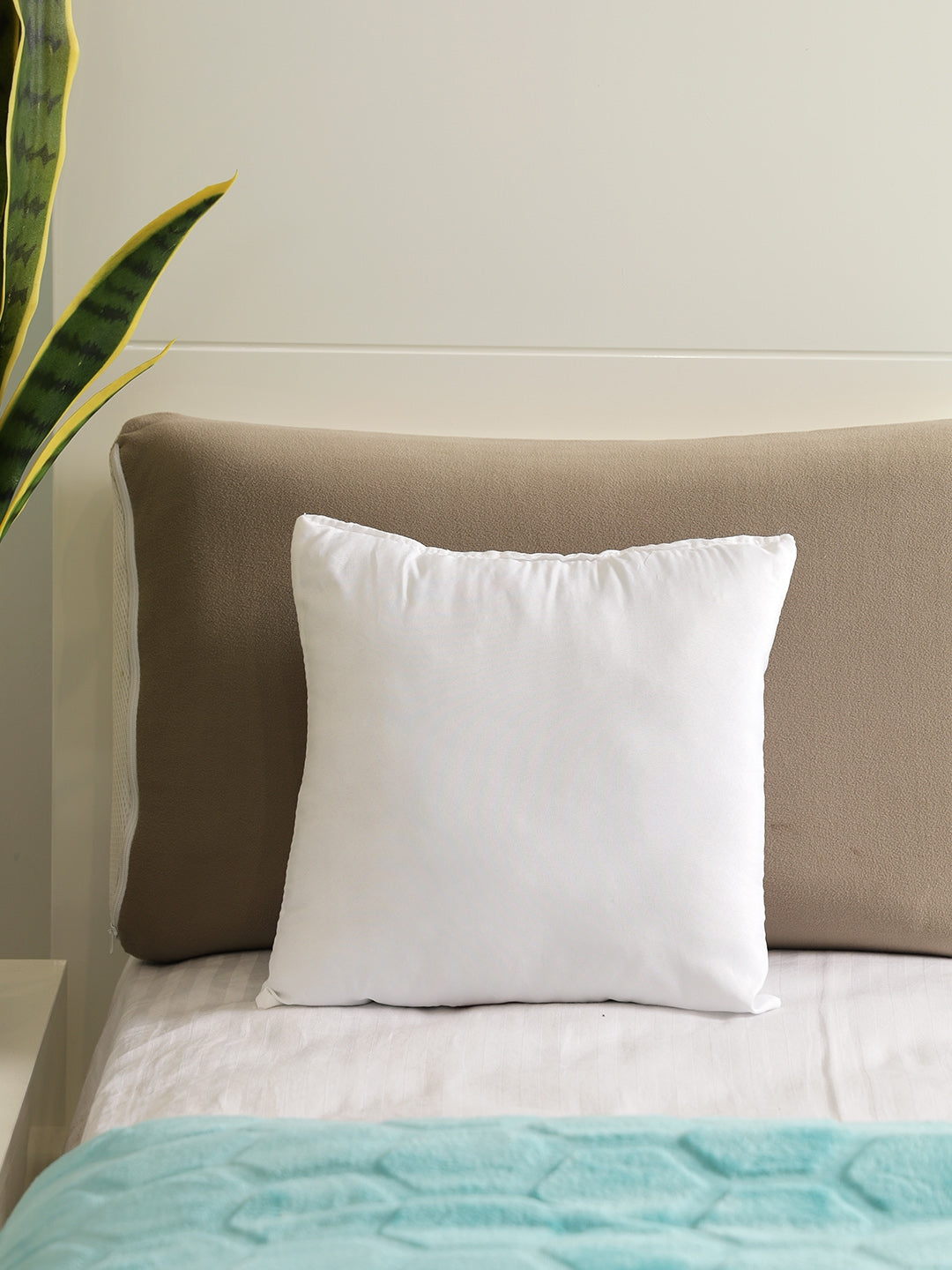 Stylo Cushion Filler 30x30 Cm in White Colour