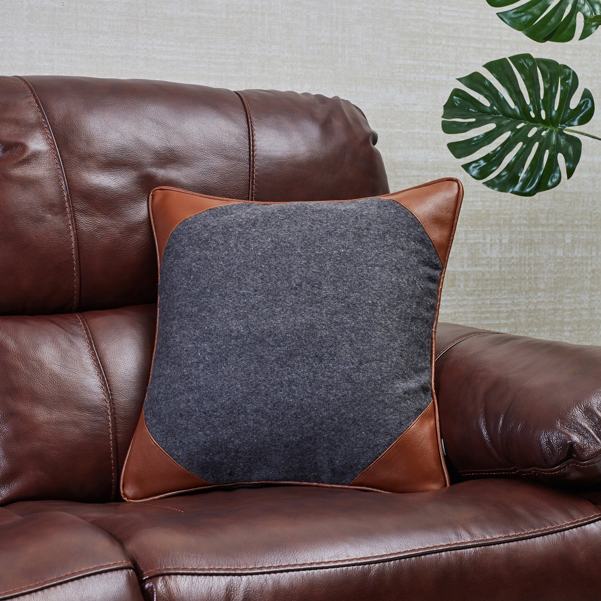 Luxe Living  Felt Cushion Cover 40x40 Cm in Charcoal Colour