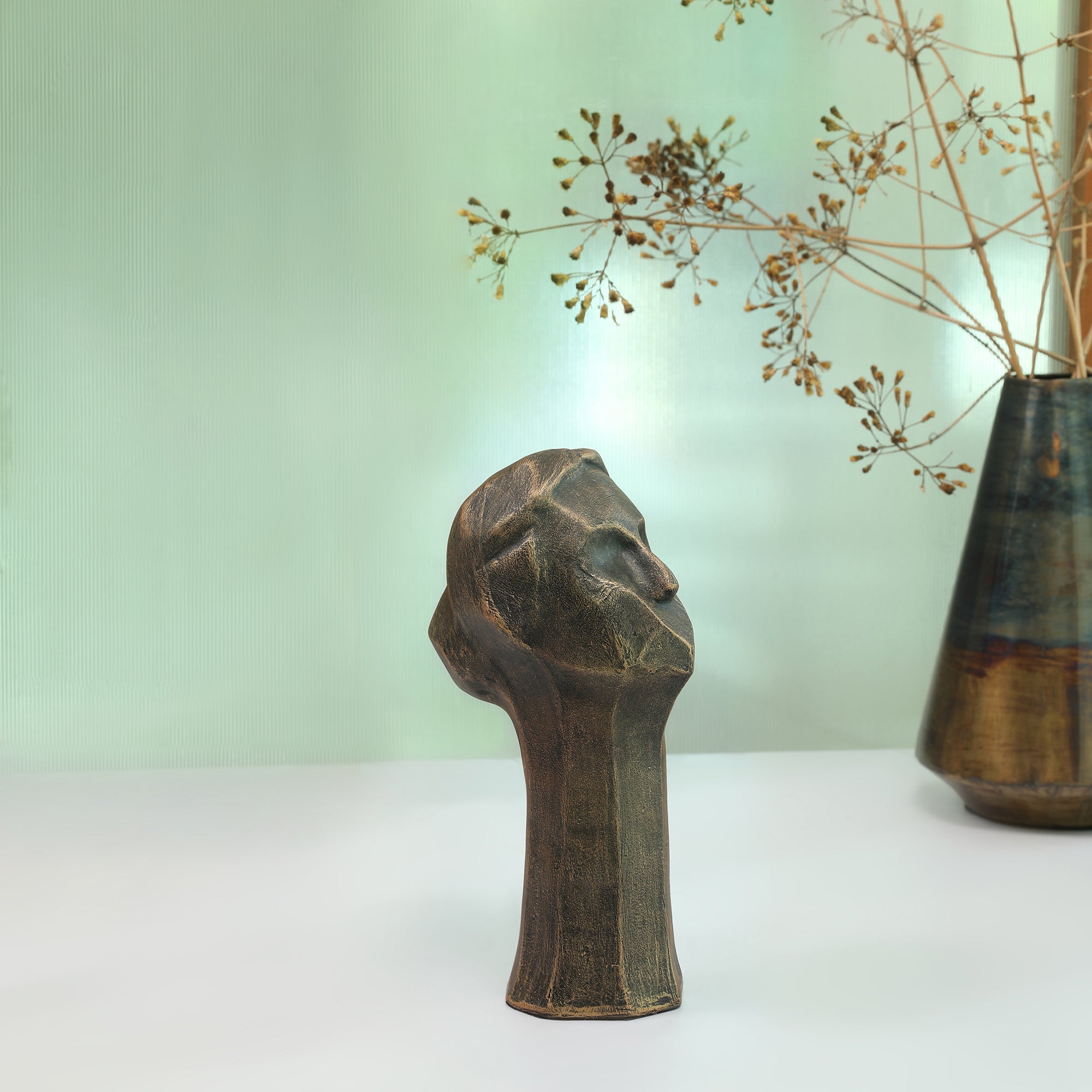 Stella Antique Finish Polyresin Female Abstract Facial Table D&eacute;cor