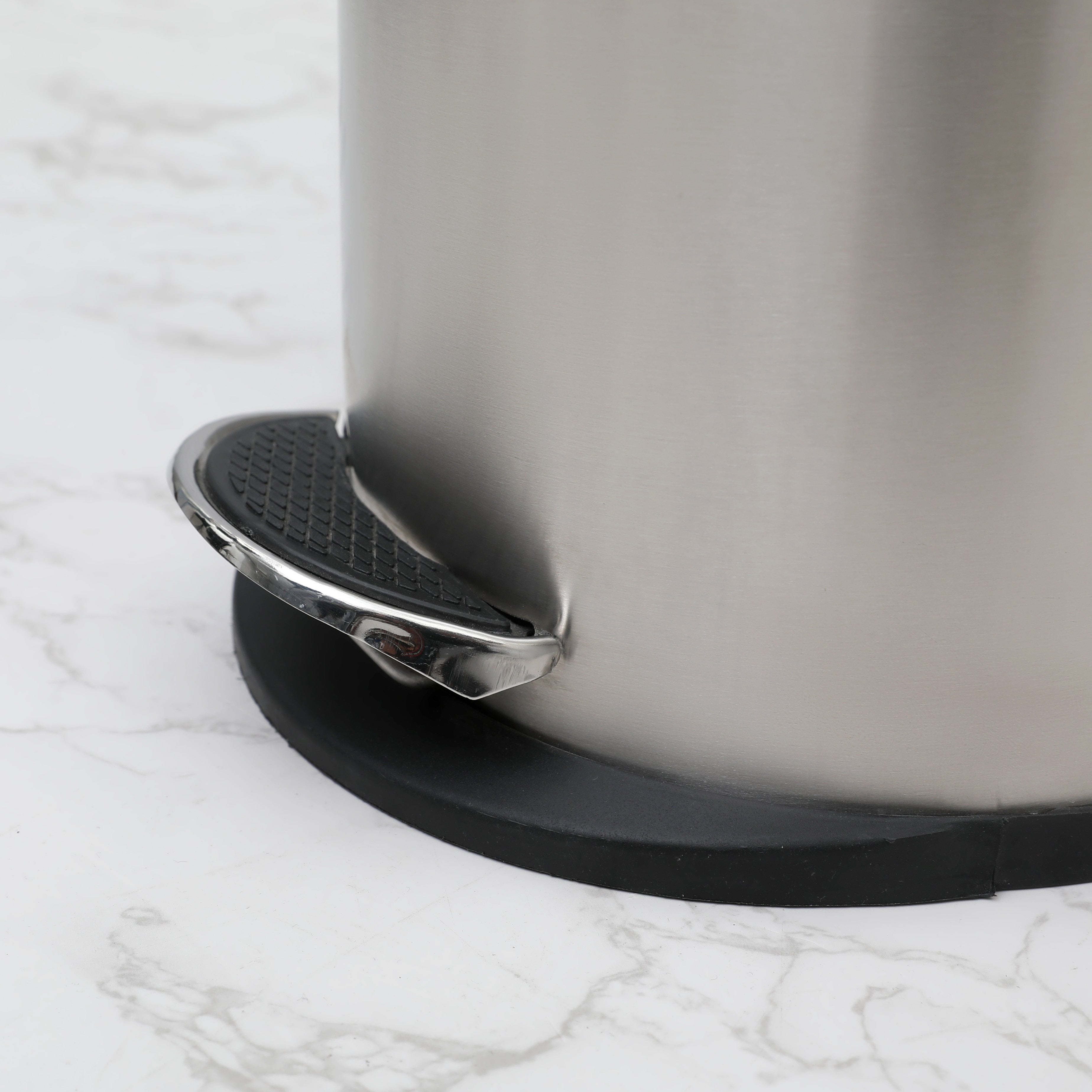 LE Notra Pedal Bin Medium 7Ltr 8 X 12