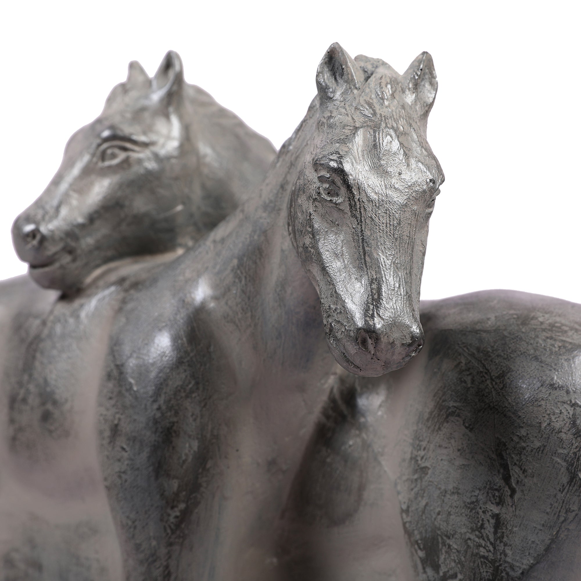 Stella Silver Pearl Finish Polyresin Horse Table D&eacute;cor