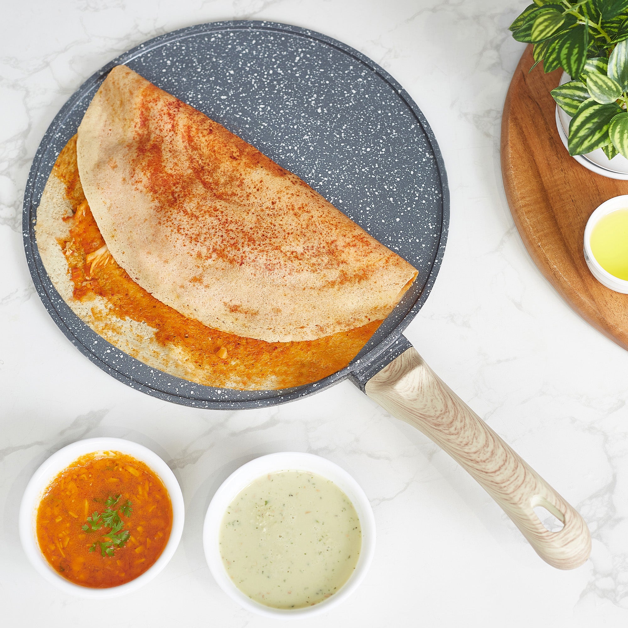MasterCook+ 100% Virgin Aluminium Die-Cast Dosa Pan/Tawa 28 cm in Black & Wood Colour