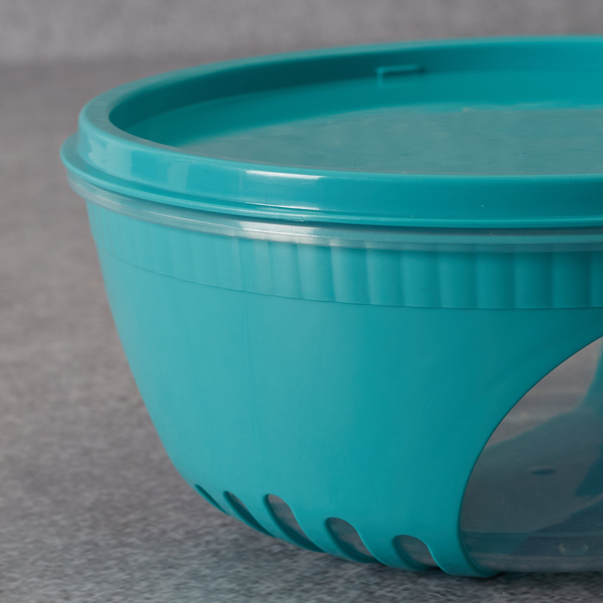 Kitchen Mate Food Storage Round Container 1150 Ml With Freezer & Microwave Safe & Bpa Free Set Of 3 in Teal Colour