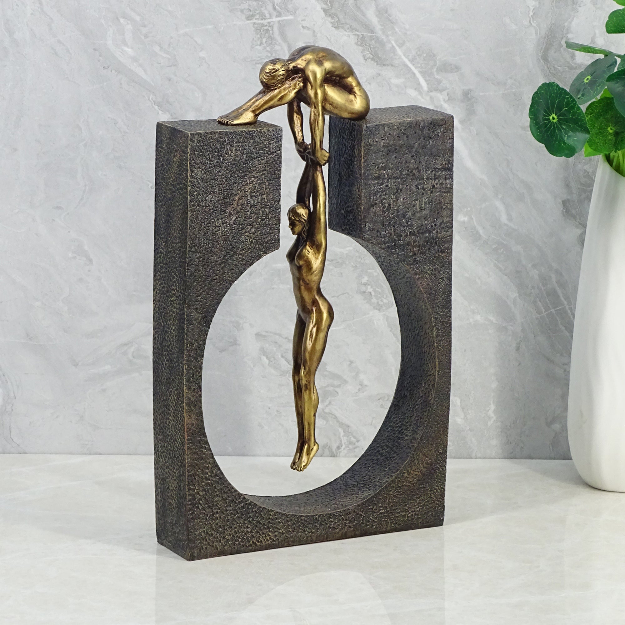 Willow Polyresin Man Holding Woman 31 Cm in Brown And Gold Colour