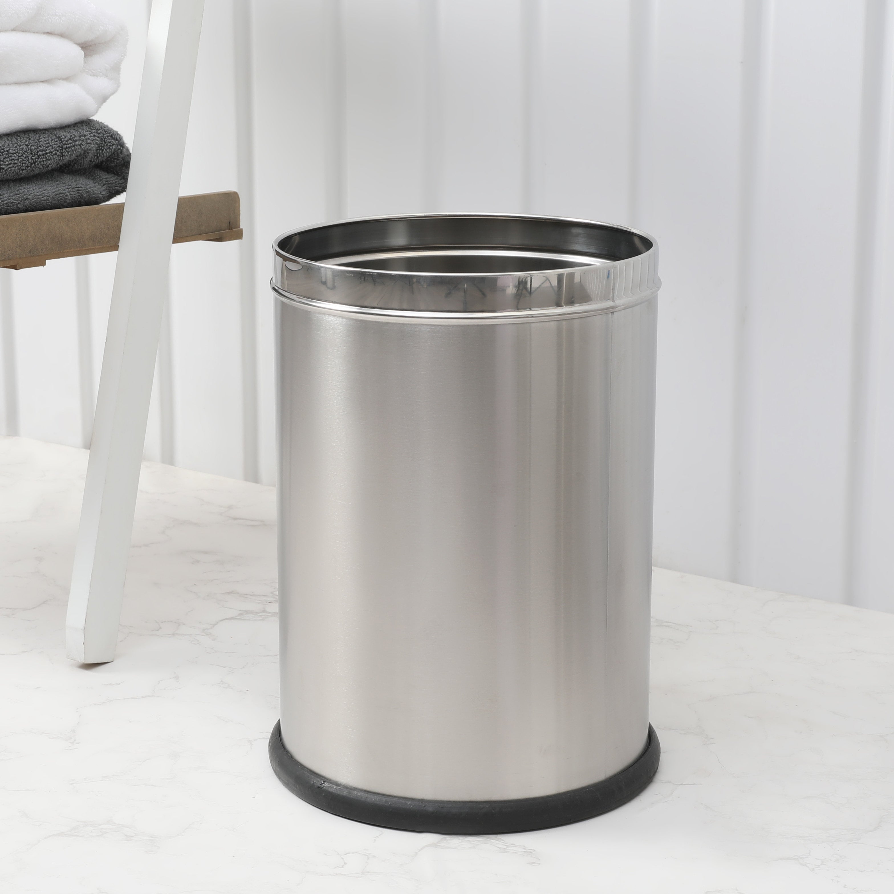 LE Notra Plain Dustbin Large 11Ltr 10X14