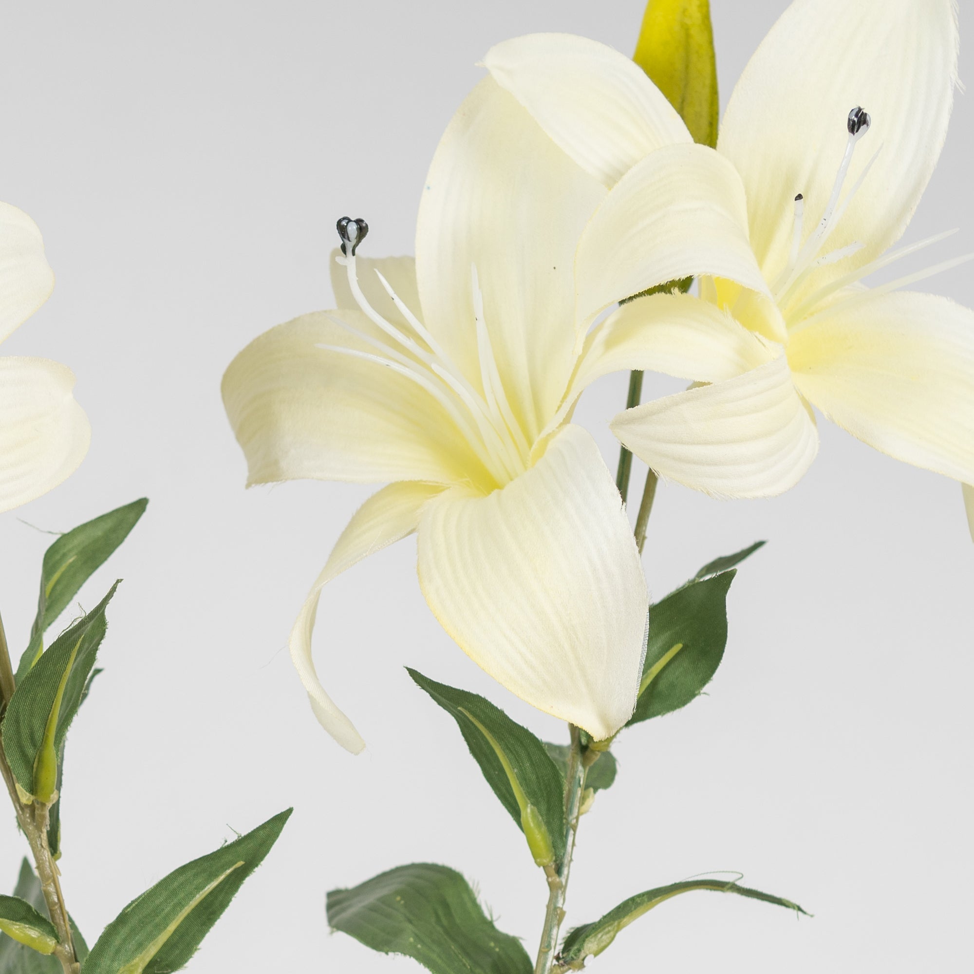 Elora  White Lily Faux Flower 73 Cm in White Colour