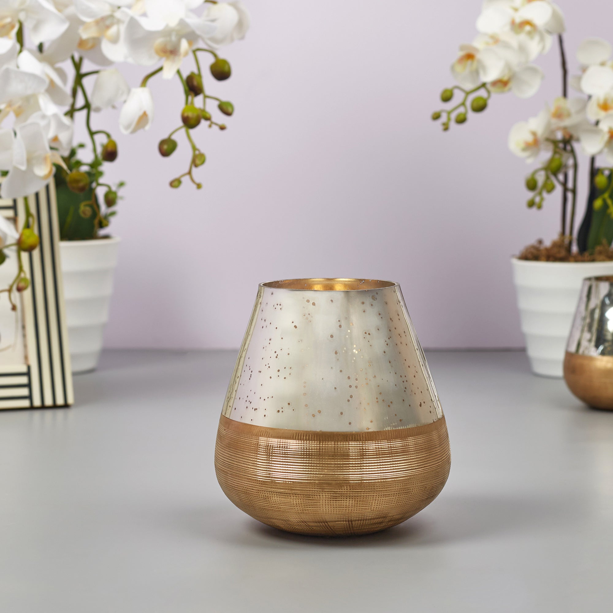 Phiona Glass Textured Handcrafted Mercury Vase 16 Cm in Gold Colour