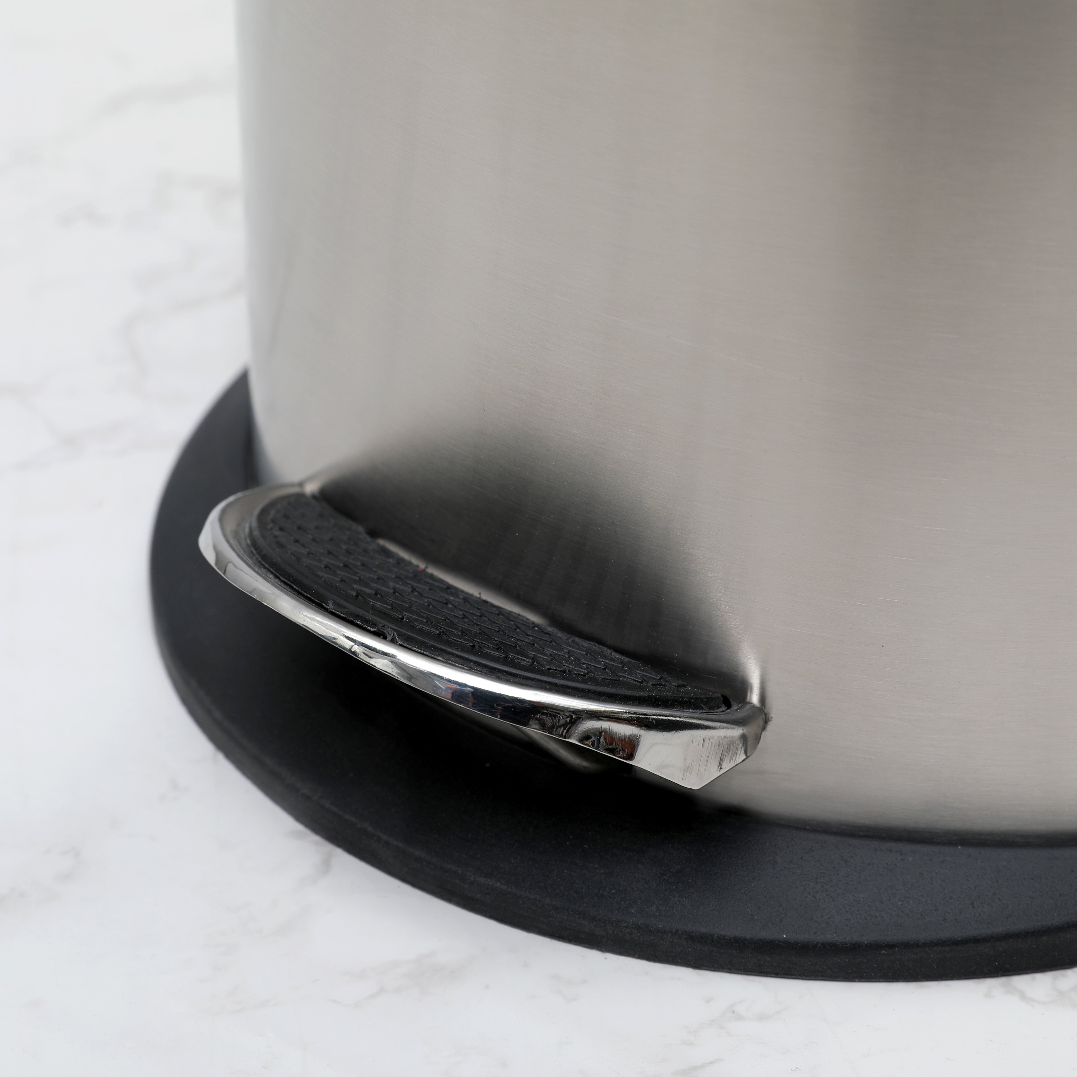 LE Notra Pedal Bin Large 11Ltr 10 X 14