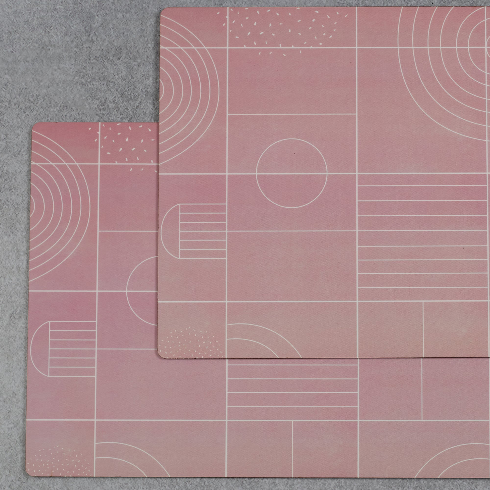 Print Moden Pop Pink Engineered Wood Placemat Set Of 2 in Multi Colour