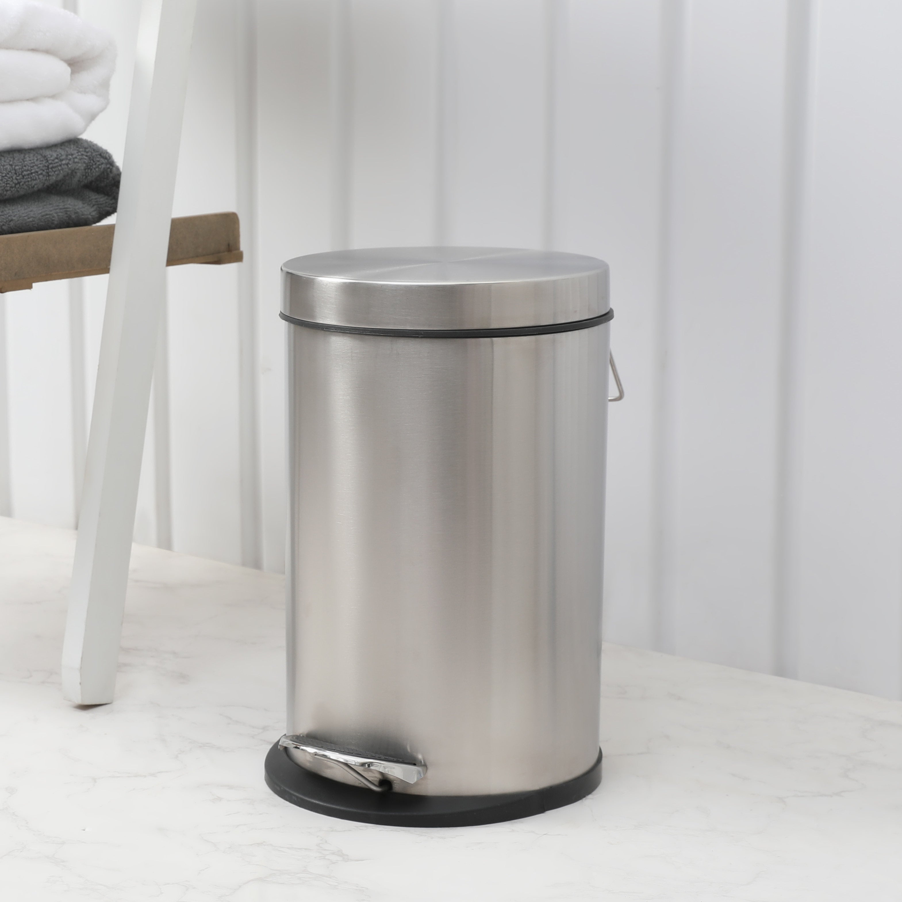LE Notra Pedal Bin Medium 7Ltr 8 X 12