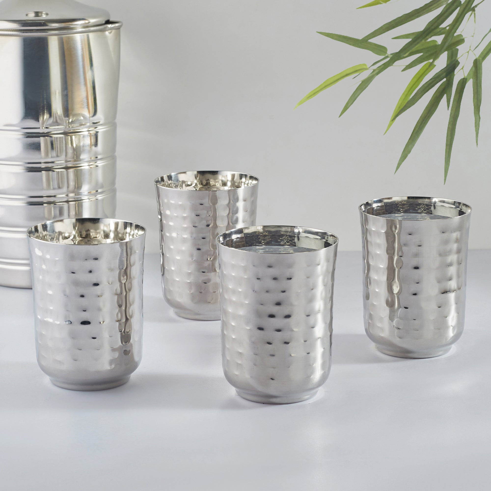 Glisto Stainless Steel Hammered Drinking Glass/Tumbler Set of 4 in Silver Colour