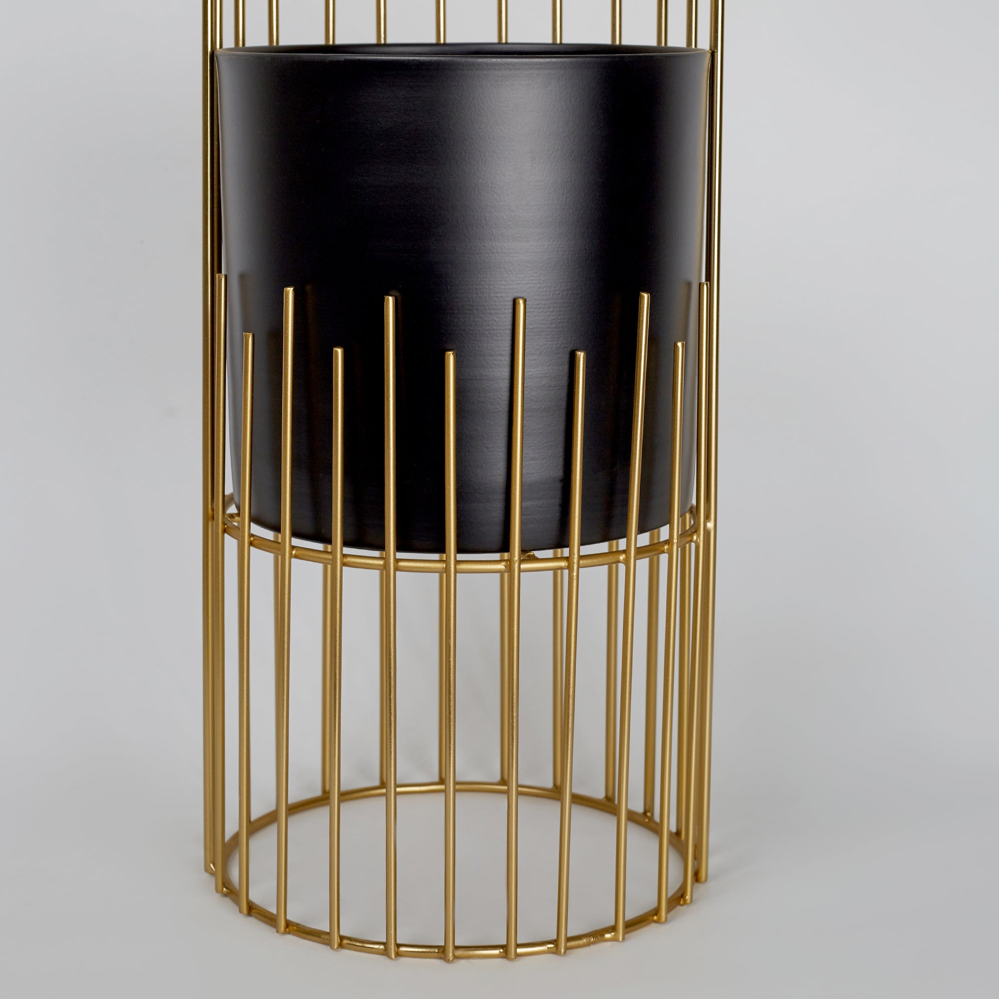 Artiskylar Metal Matt Finish 2 Tier Planter 96 Cm in Black and Gold Colour