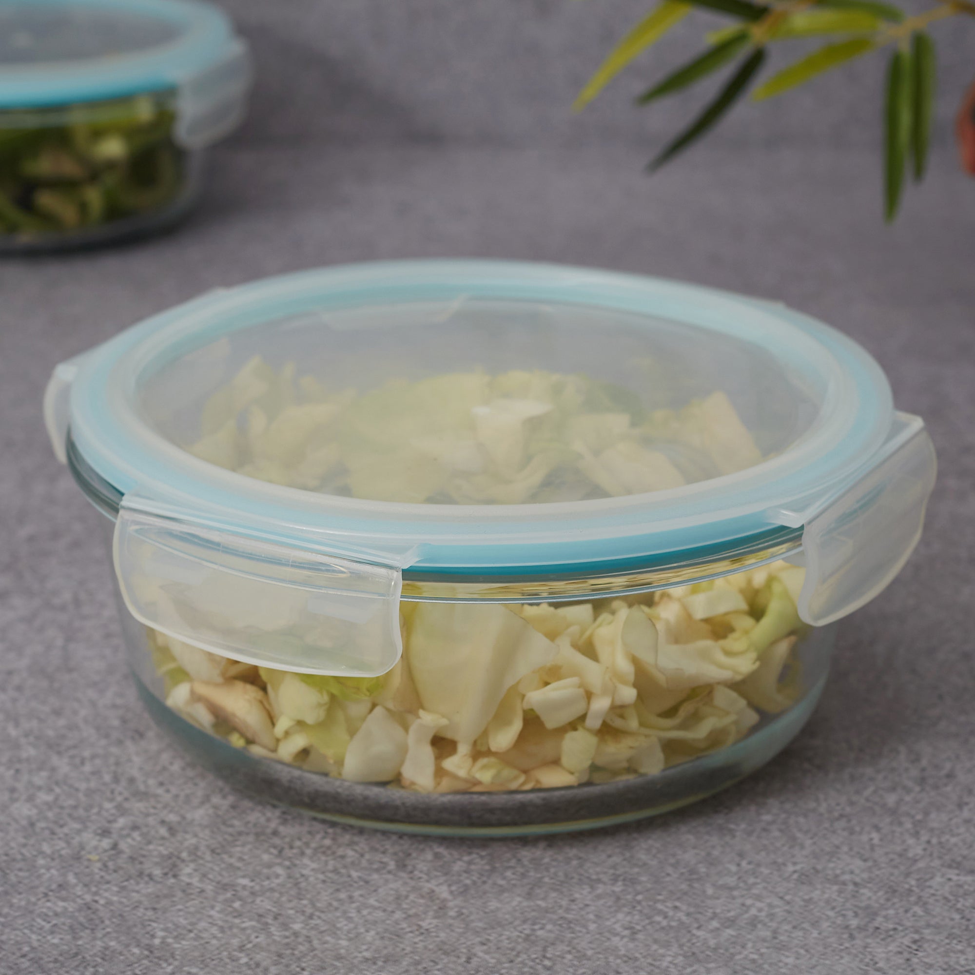 Robust Glass Round Container with PP Lid 1300ML in Transparent Colour
